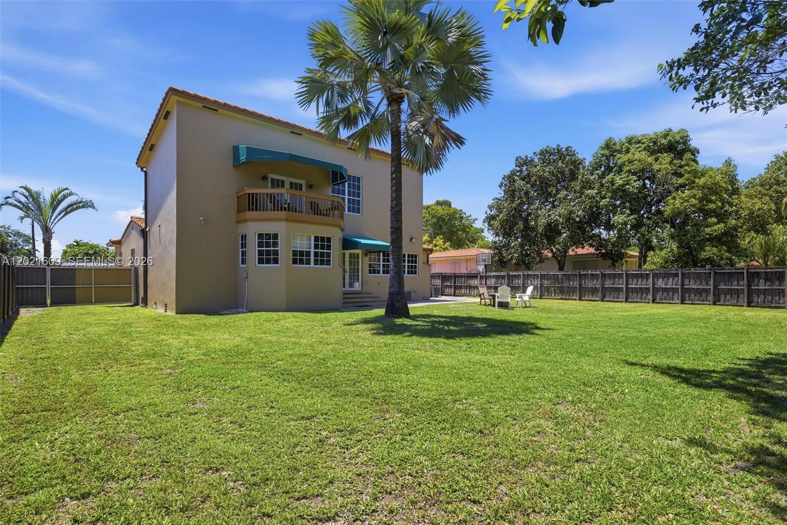245 Lenape Dr, Miami Springs FL 33166
