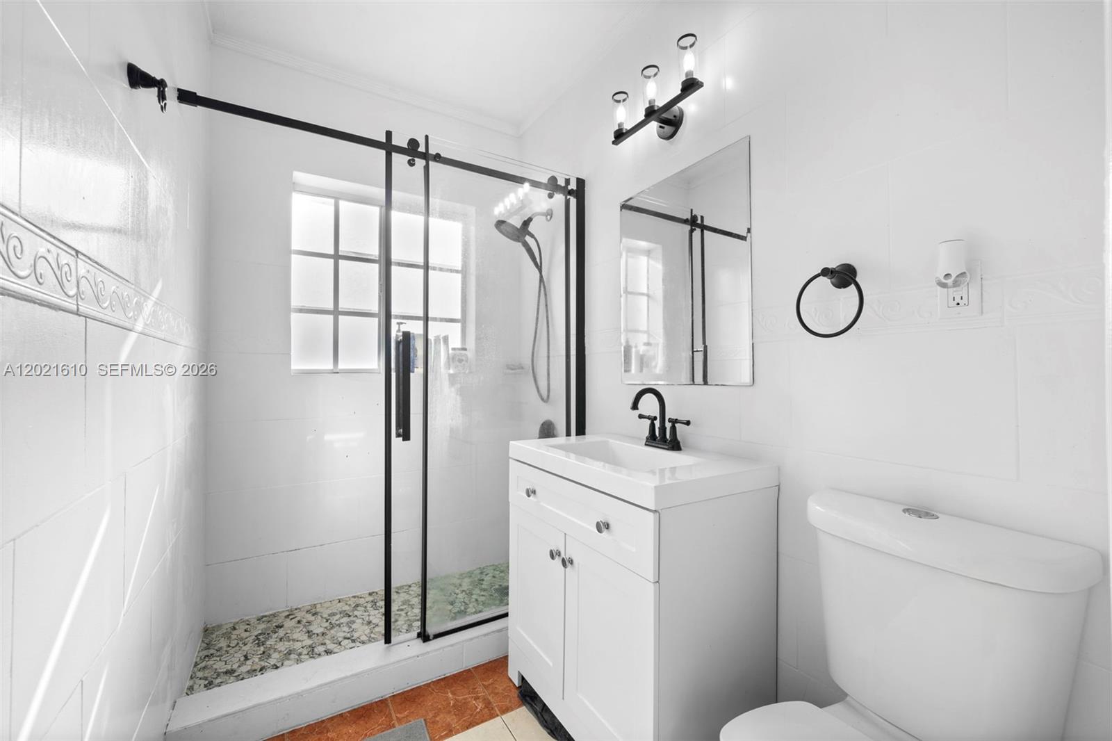 555 NE 73rd St, Miami FL 33138