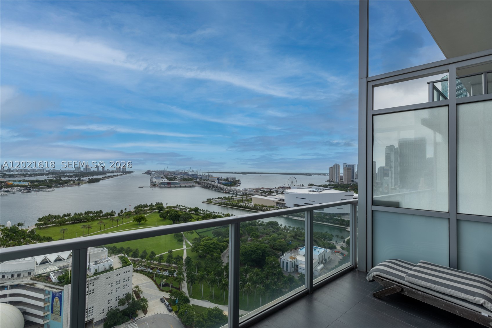 1100 Biscayne Blvd #2706, Miami FL 33132