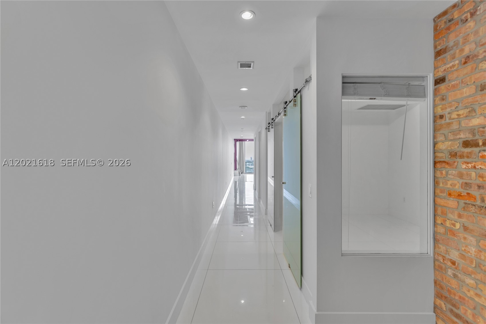 1100 Biscayne Blvd #2706, Miami FL 33132
