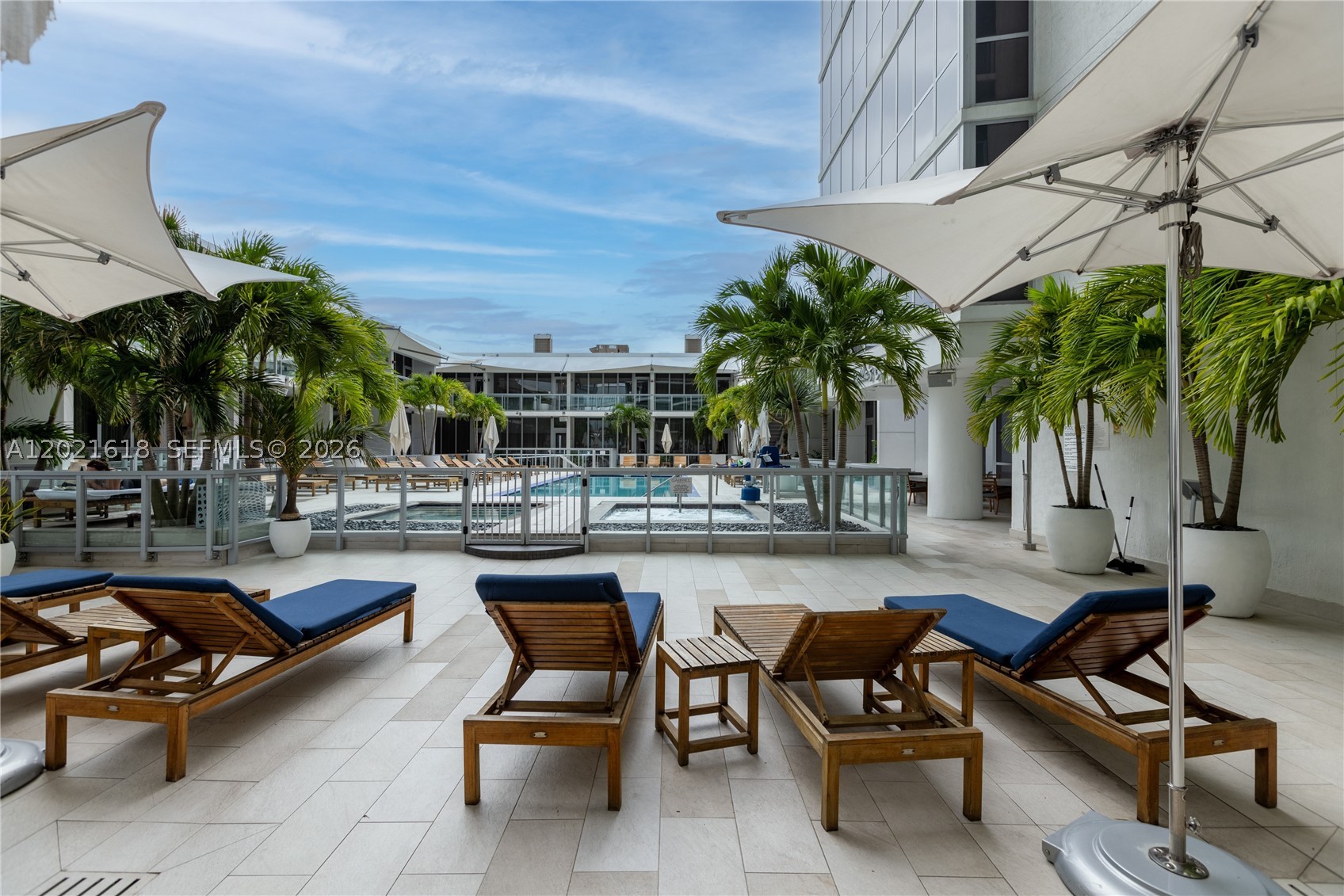 1100 Biscayne Blvd #2706, Miami FL 33132