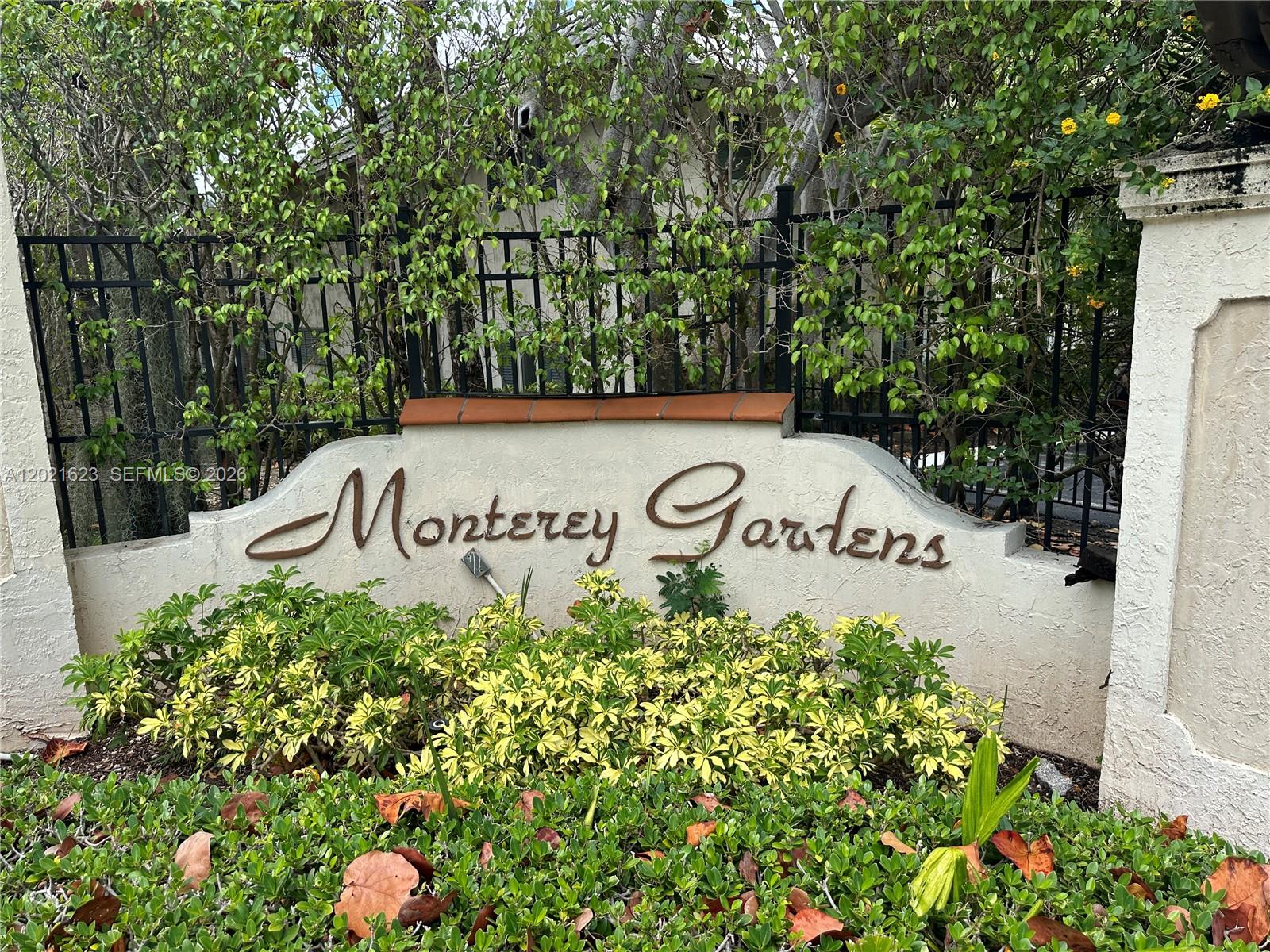 8617 SW 68th Ct #26, Pinecrest FL 33156