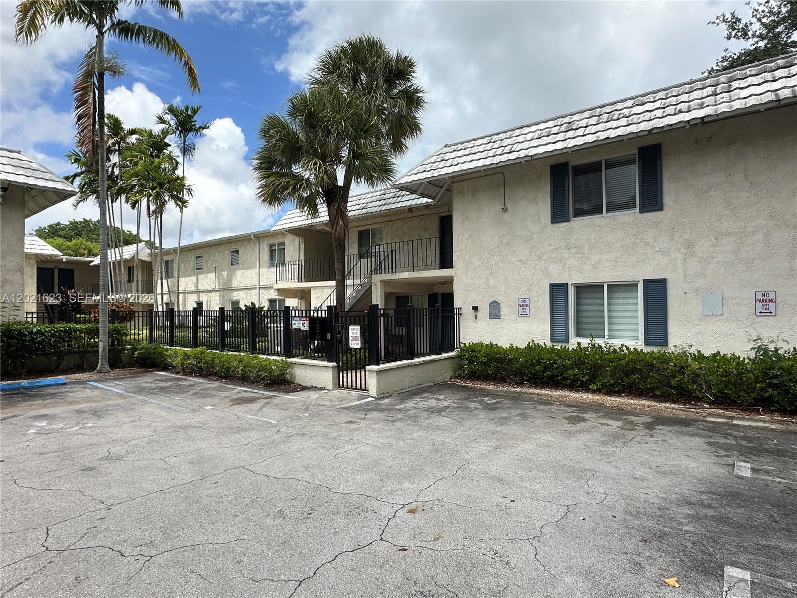 8617 SW 68th Ct #26, Pinecrest FL 33156