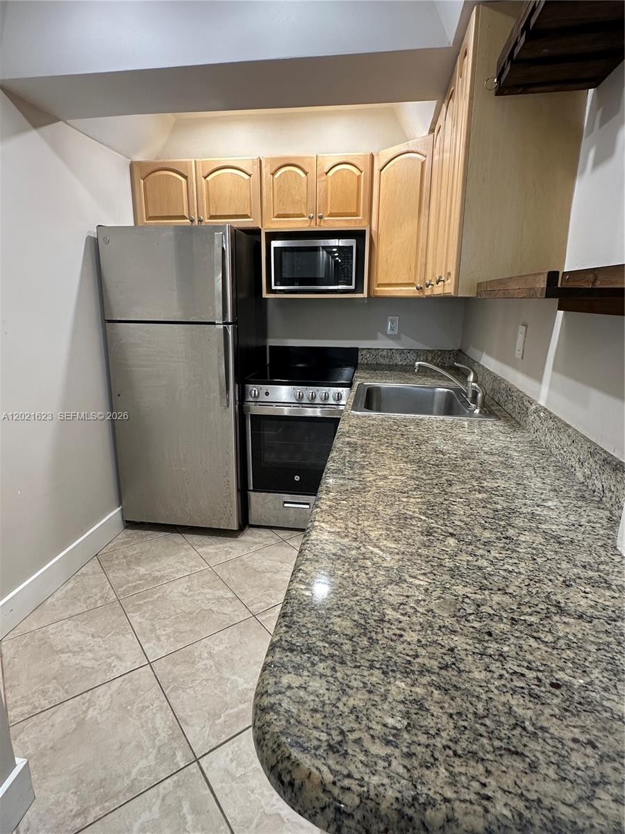 8617 SW 68th Ct #26, Pinecrest FL 33156