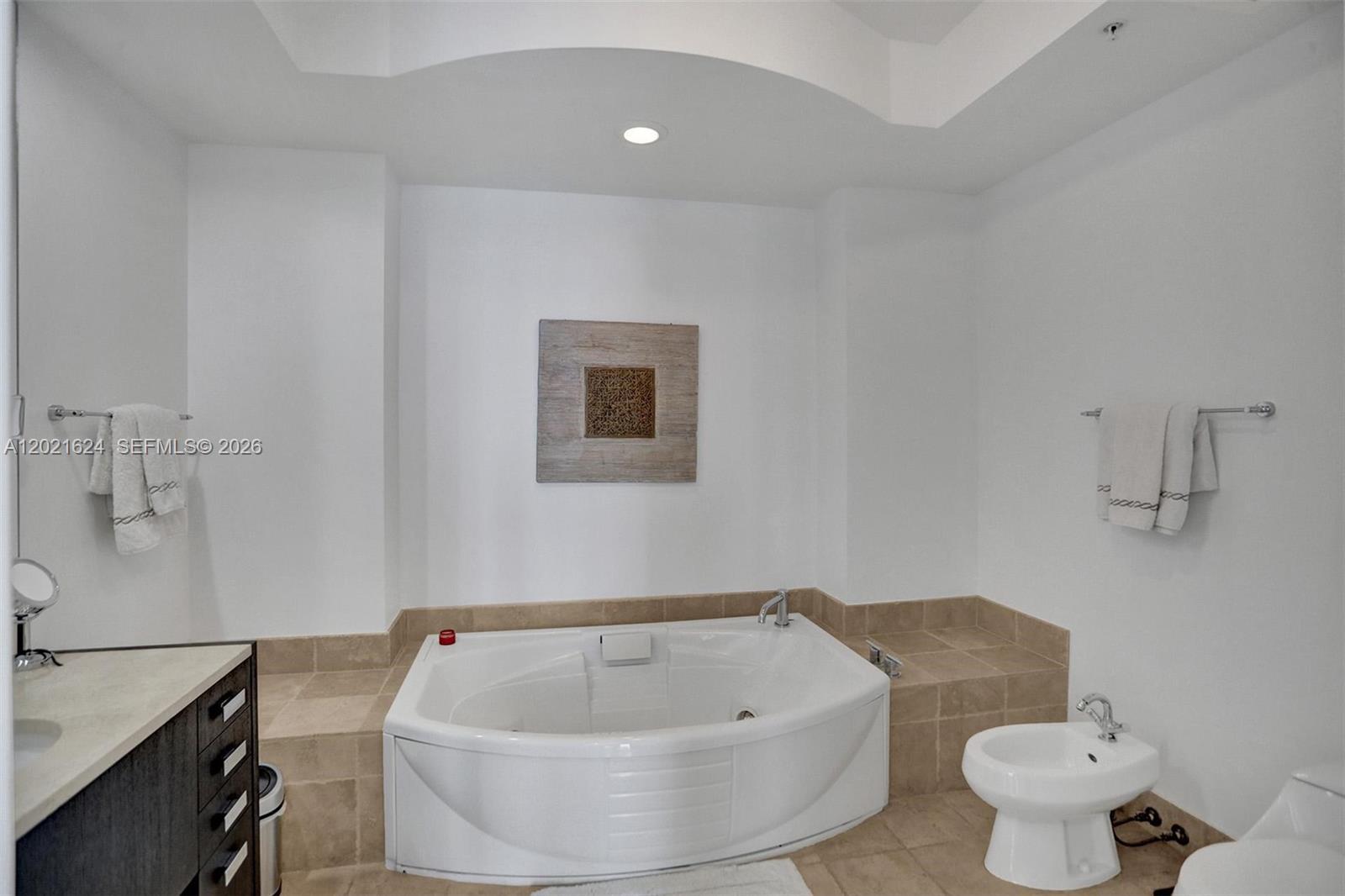 18201 COLLINS AV #4108, Sunny Isles Beach FL 33160