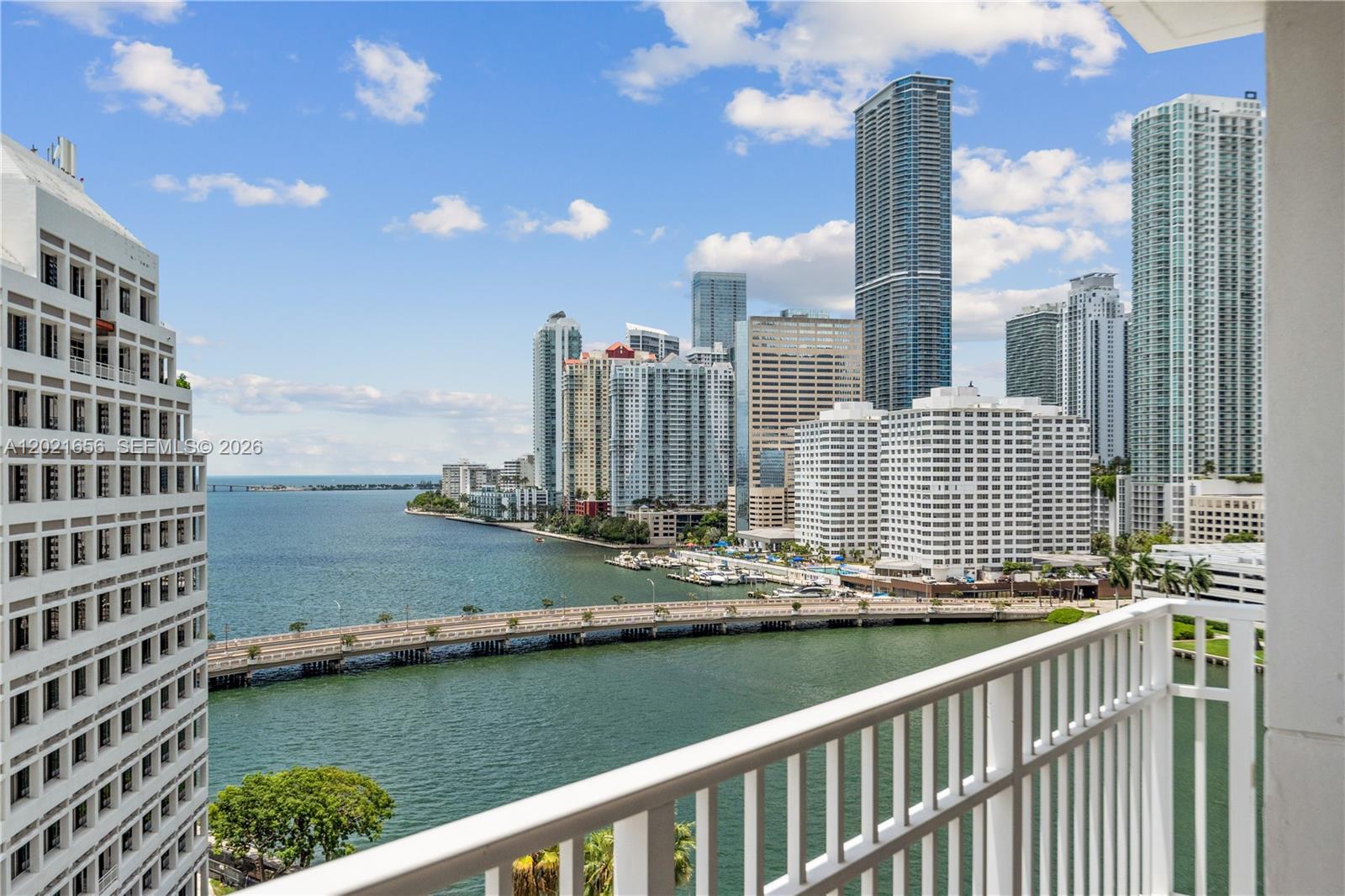 701 Brickell Key Blvd #1411, Miami FL 33131