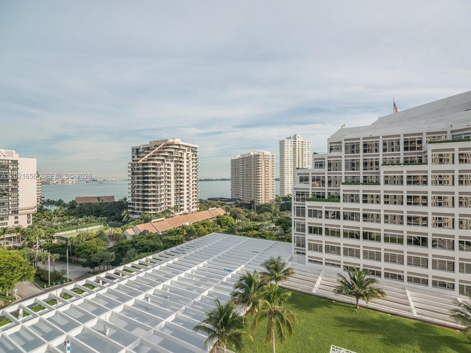 701 Brickell Key Blvd #1411, Miami FL 33131