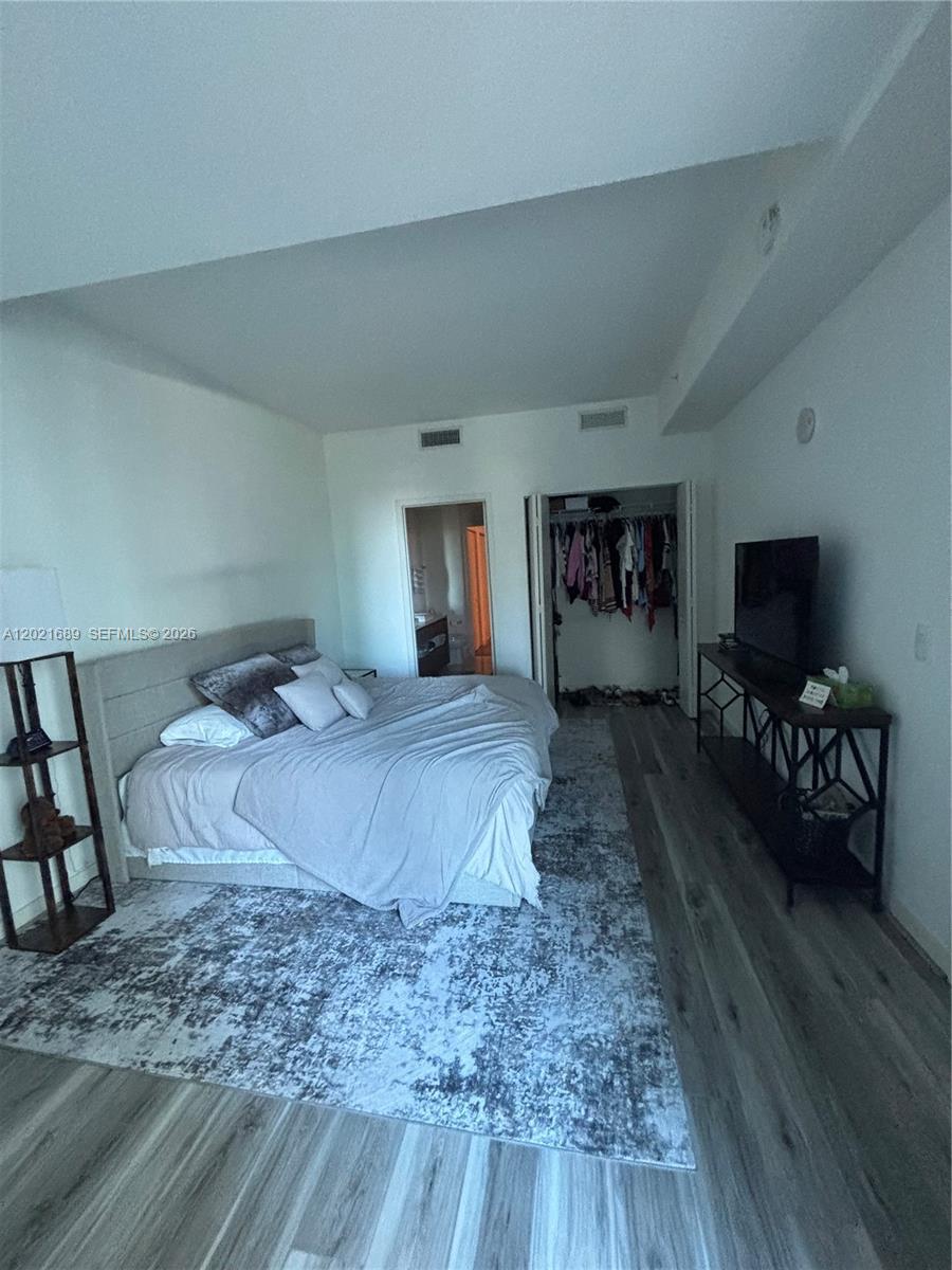 1100 S Miami Ave #802, Miami FL 33130