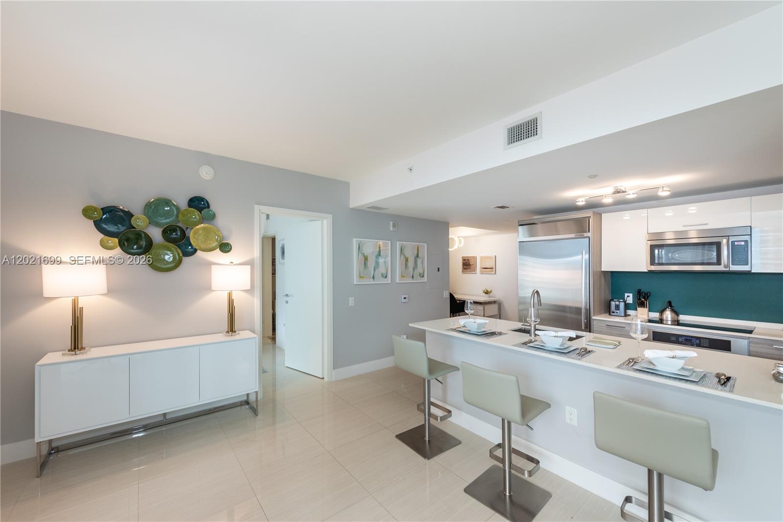 1300 Brickell Bay Dr #2900, Miami FL 33131