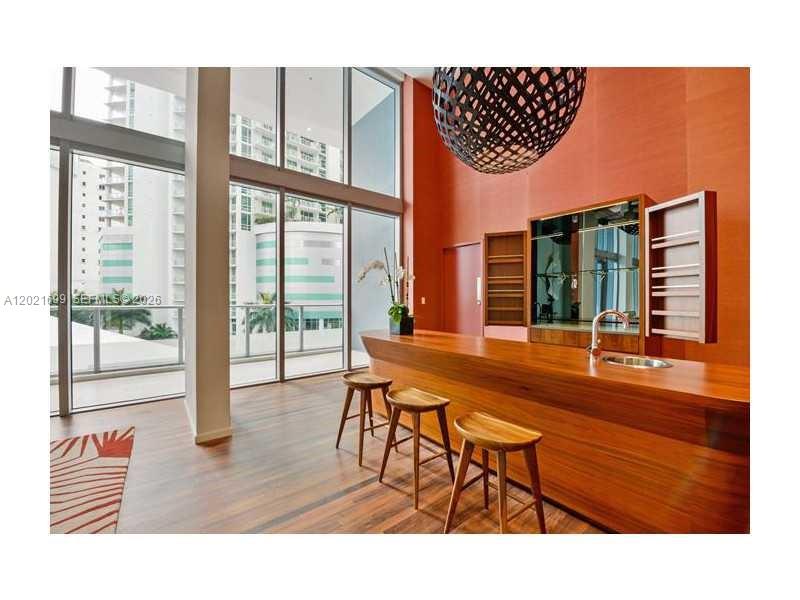 1300 Brickell Bay Dr #2900, Miami FL 33131