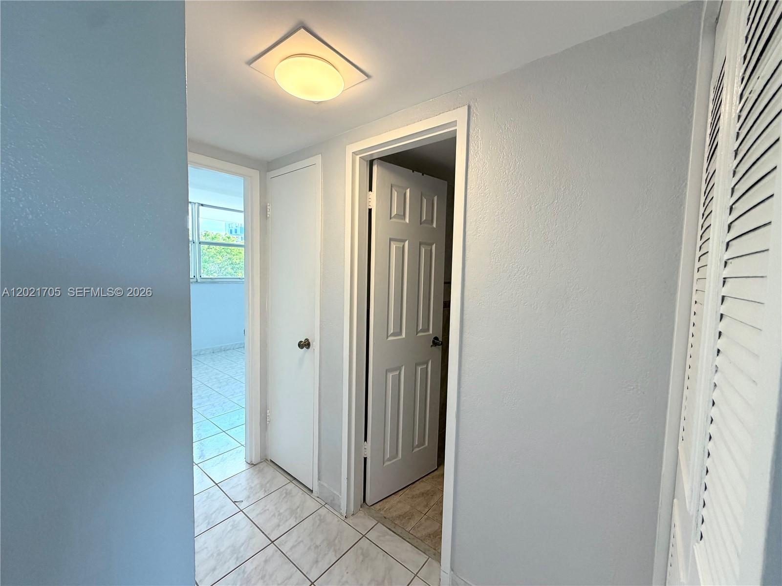 3660 NE 166th St #414, North Miami Beach FL 33160
