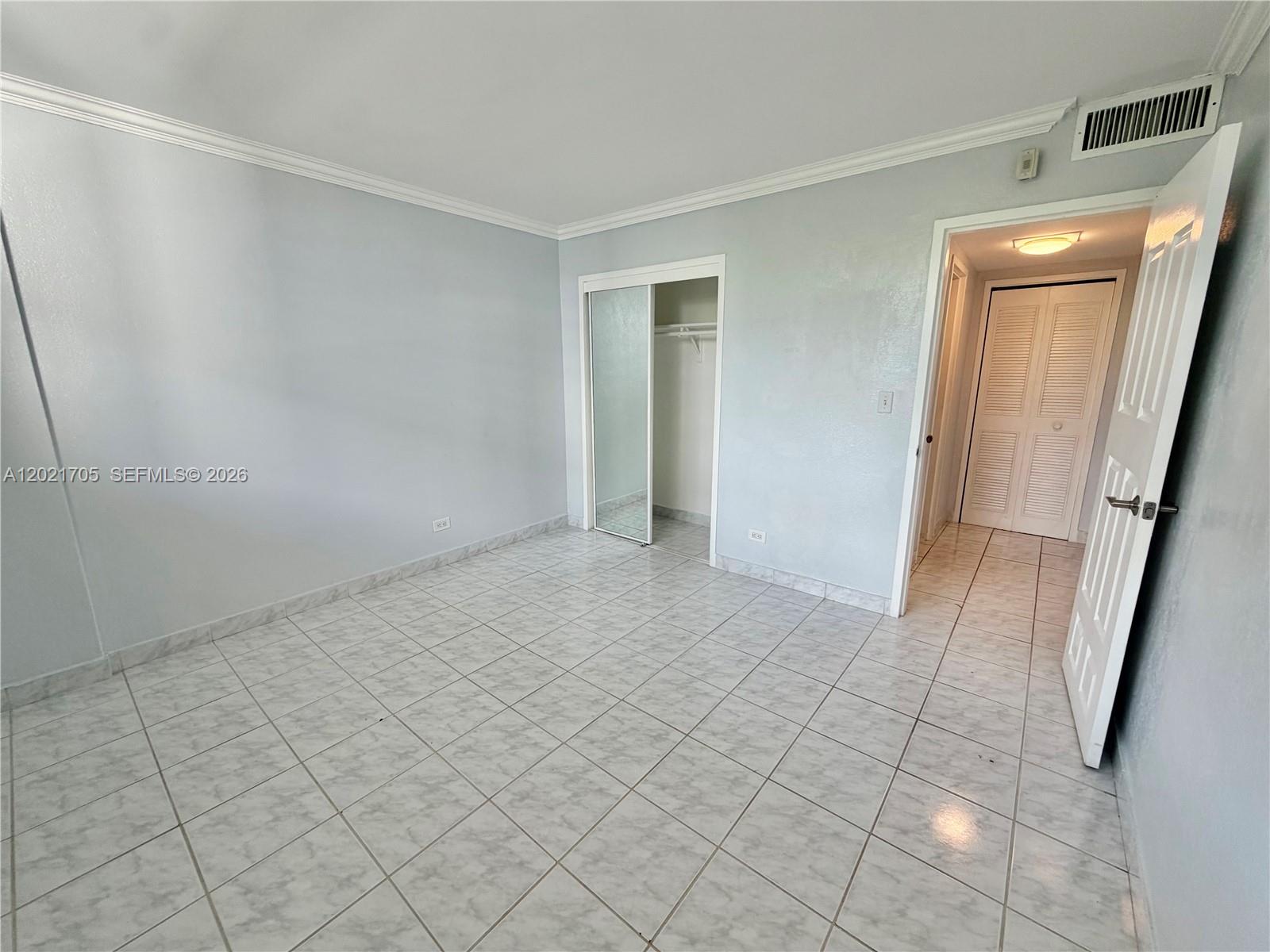 3660 NE 166th St #414, North Miami Beach FL 33160