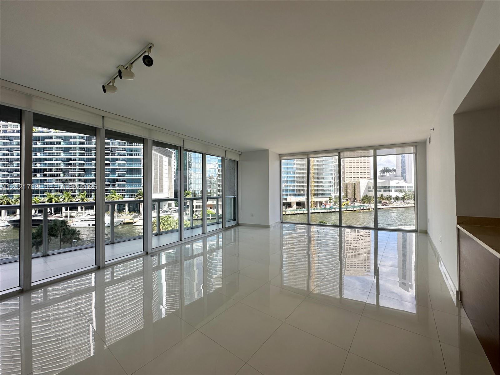 465 BRICKELL AV #502, Miami FL 33131