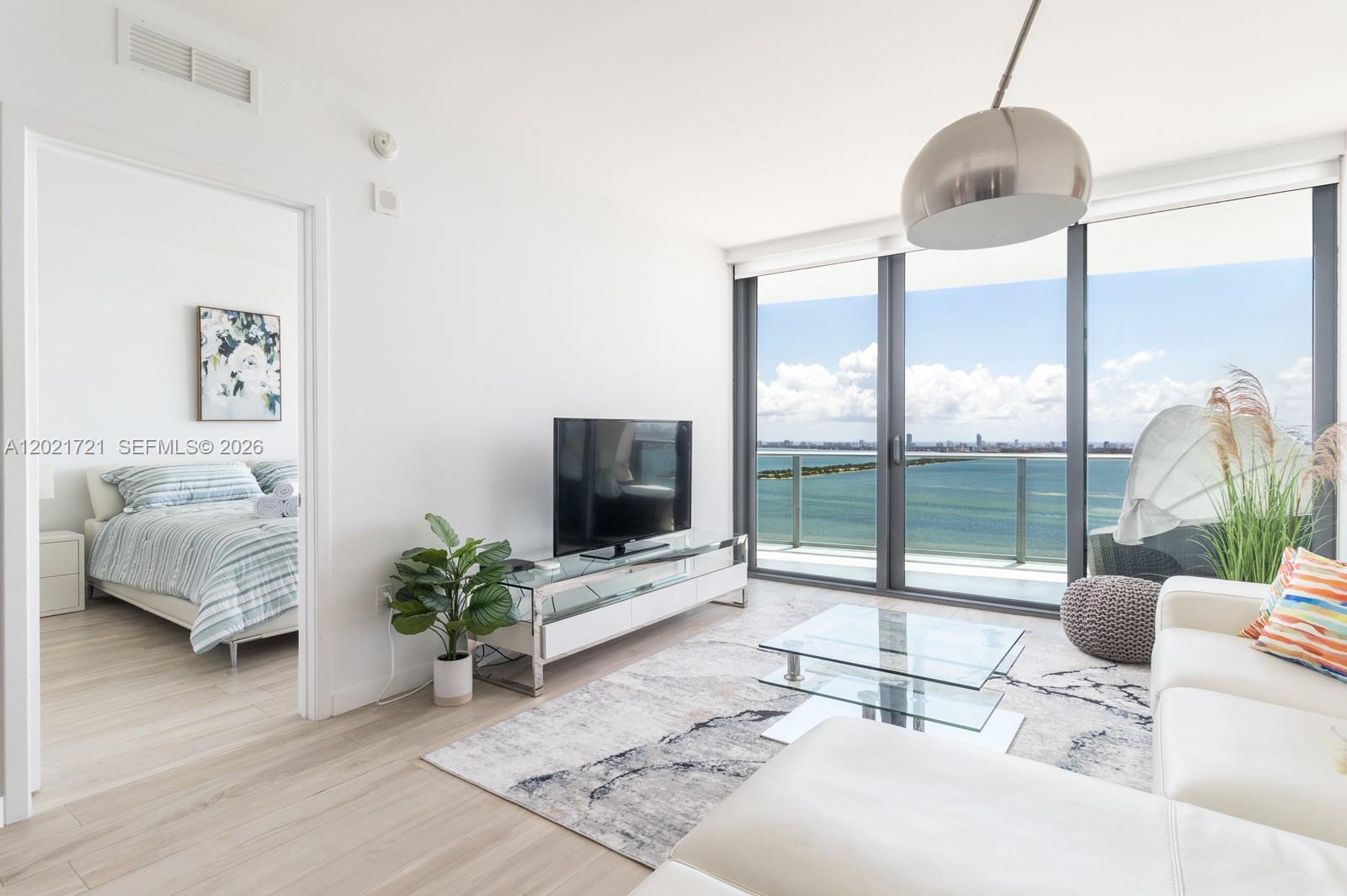 460 NE 28th St #3105, Miami FL 33137