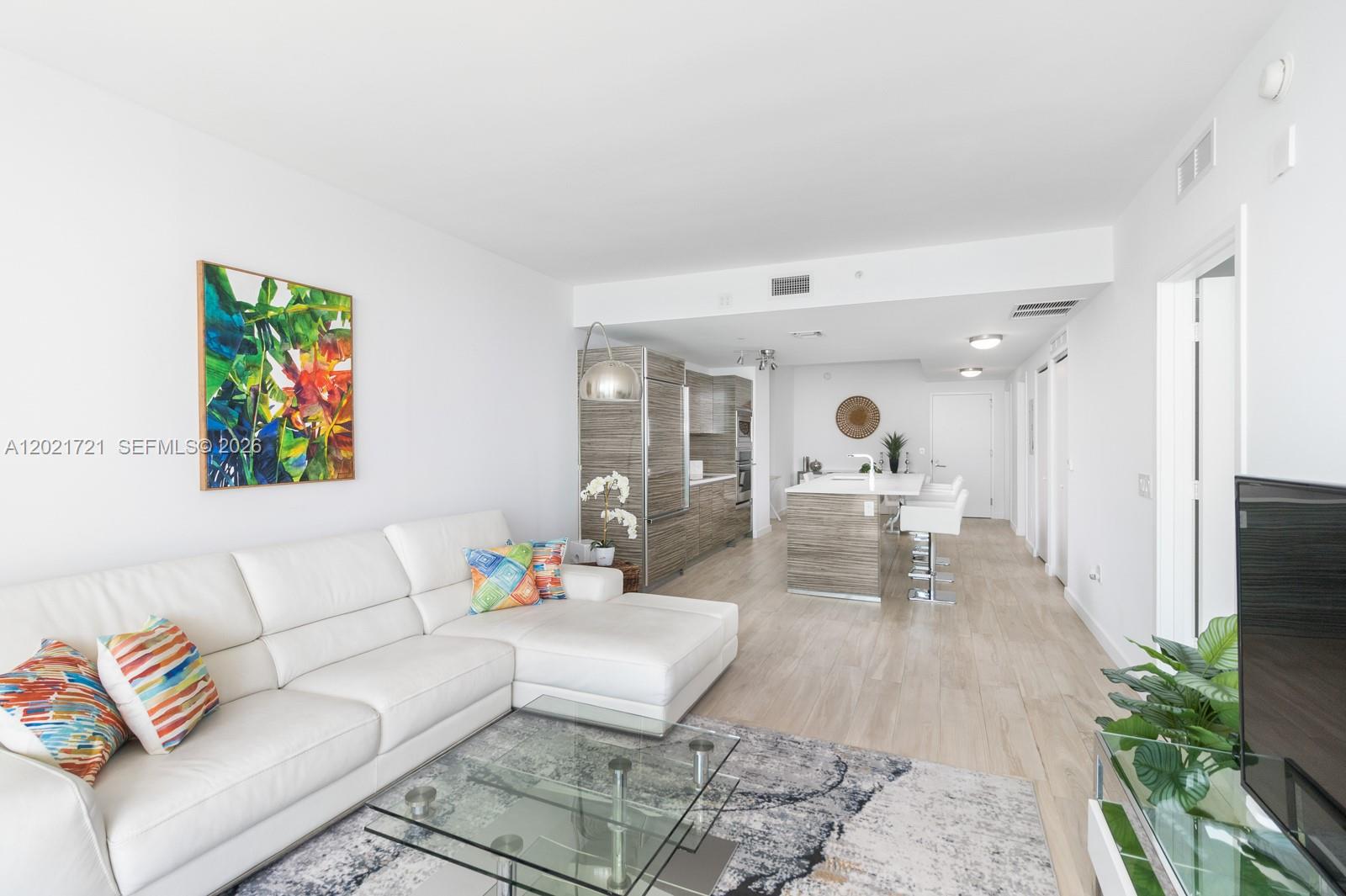 460 NE 28th St #3105, Miami FL 33137