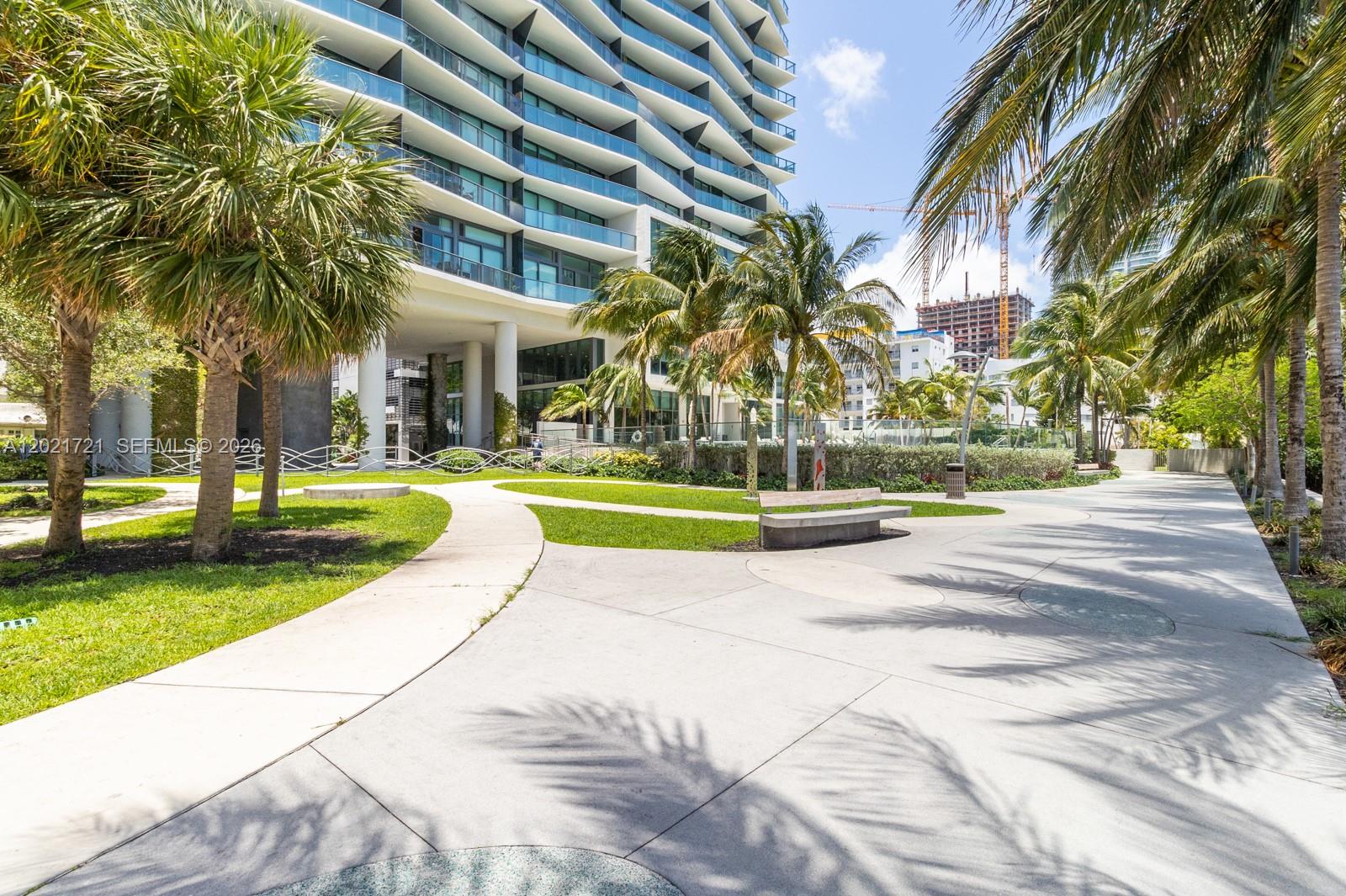 460 NE 28th St #3105, Miami FL 33137