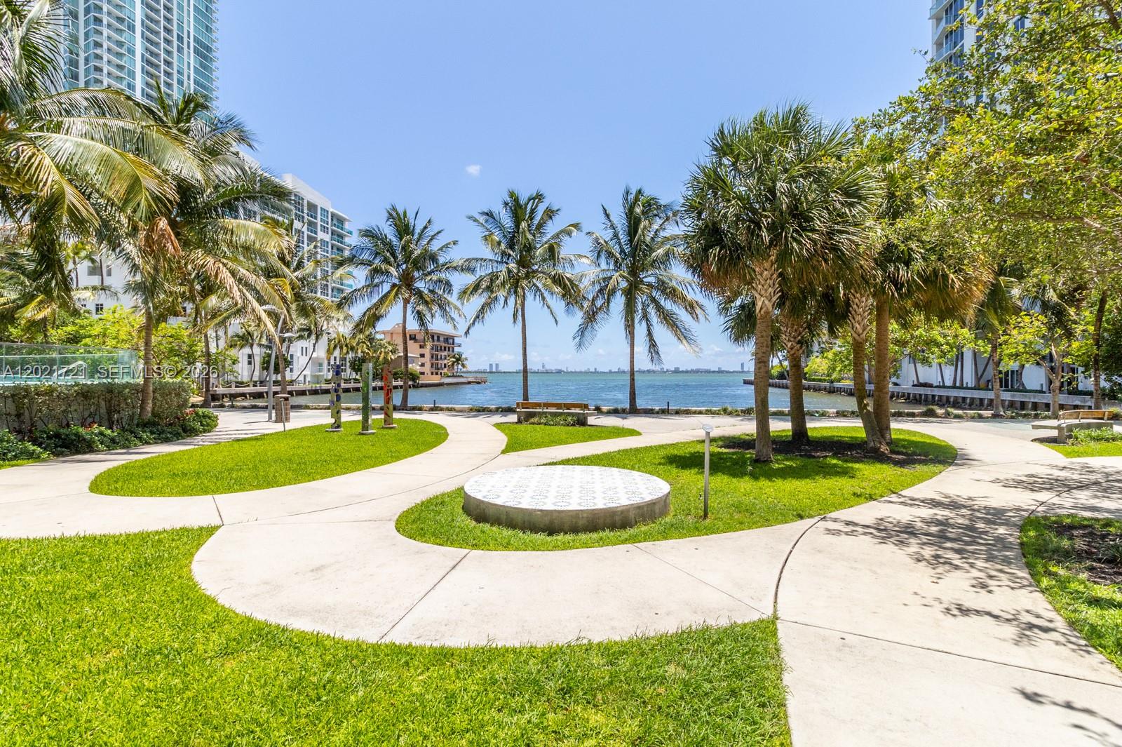 460 NE 28th St #3105, Miami FL 33137