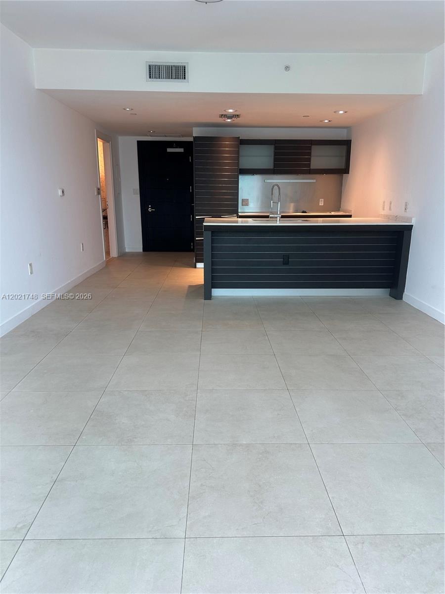 200 Biscayne Boulevard Way #4013, Miami FL 33131