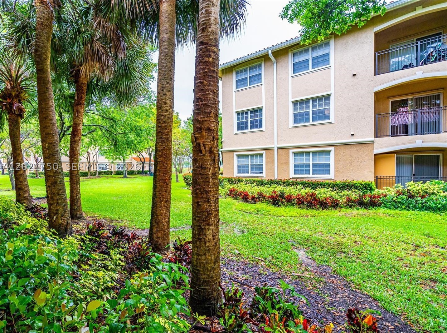 215 SW 117th Ter #14107, Pembroke Pines FL 33025