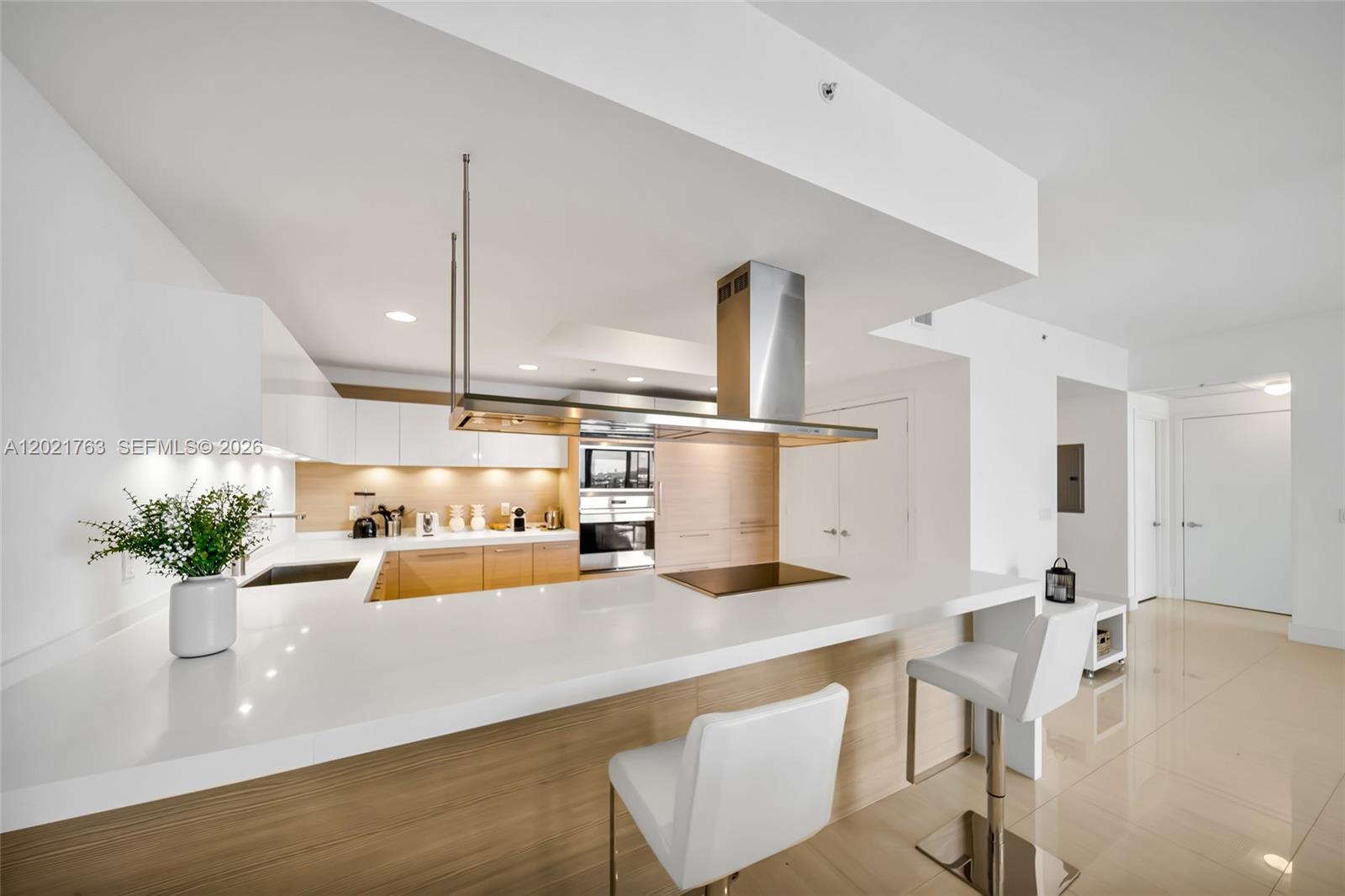 17301 Biscayne Blvd #907, North Miami Beach FL 33160