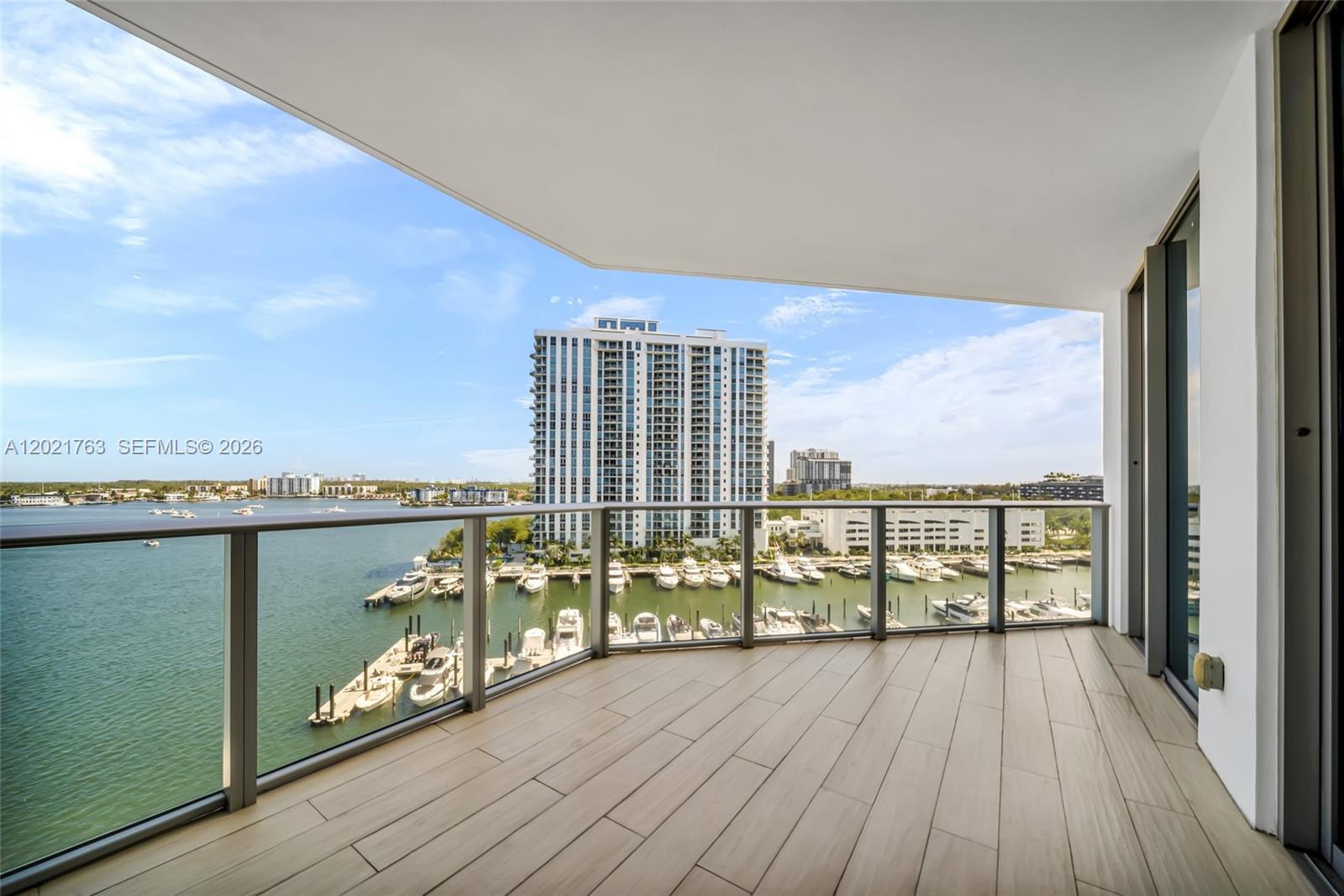 17301 Biscayne Blvd #907, North Miami Beach FL 33160