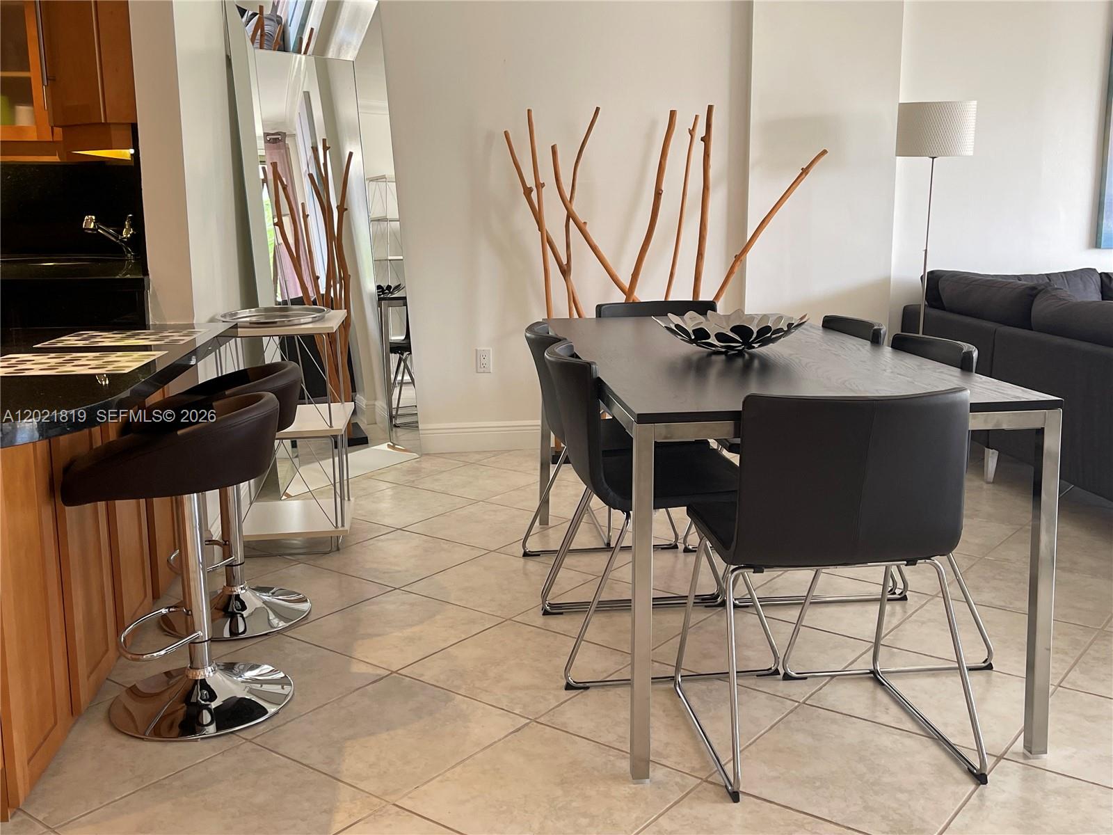 199 Ocean Lane Dr #413, Key Biscayne FL 33149