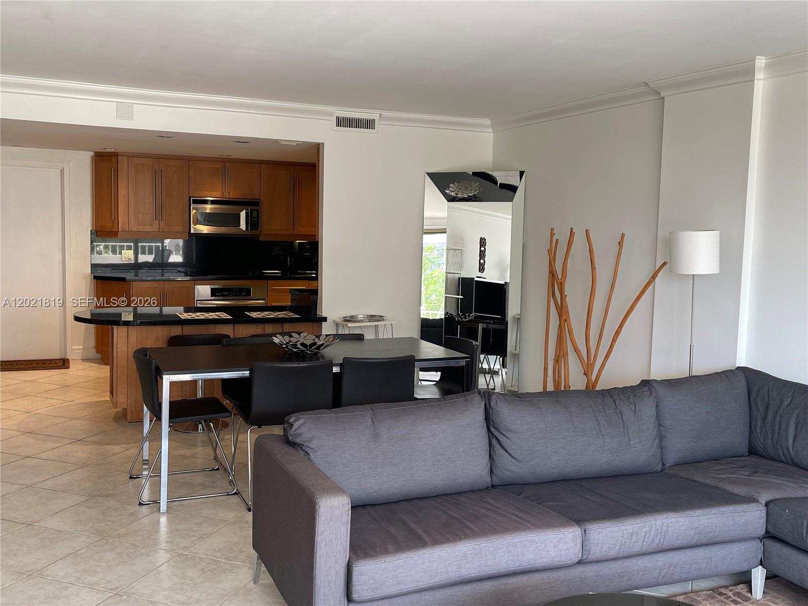199 Ocean Lane Dr #413, Key Biscayne FL 33149