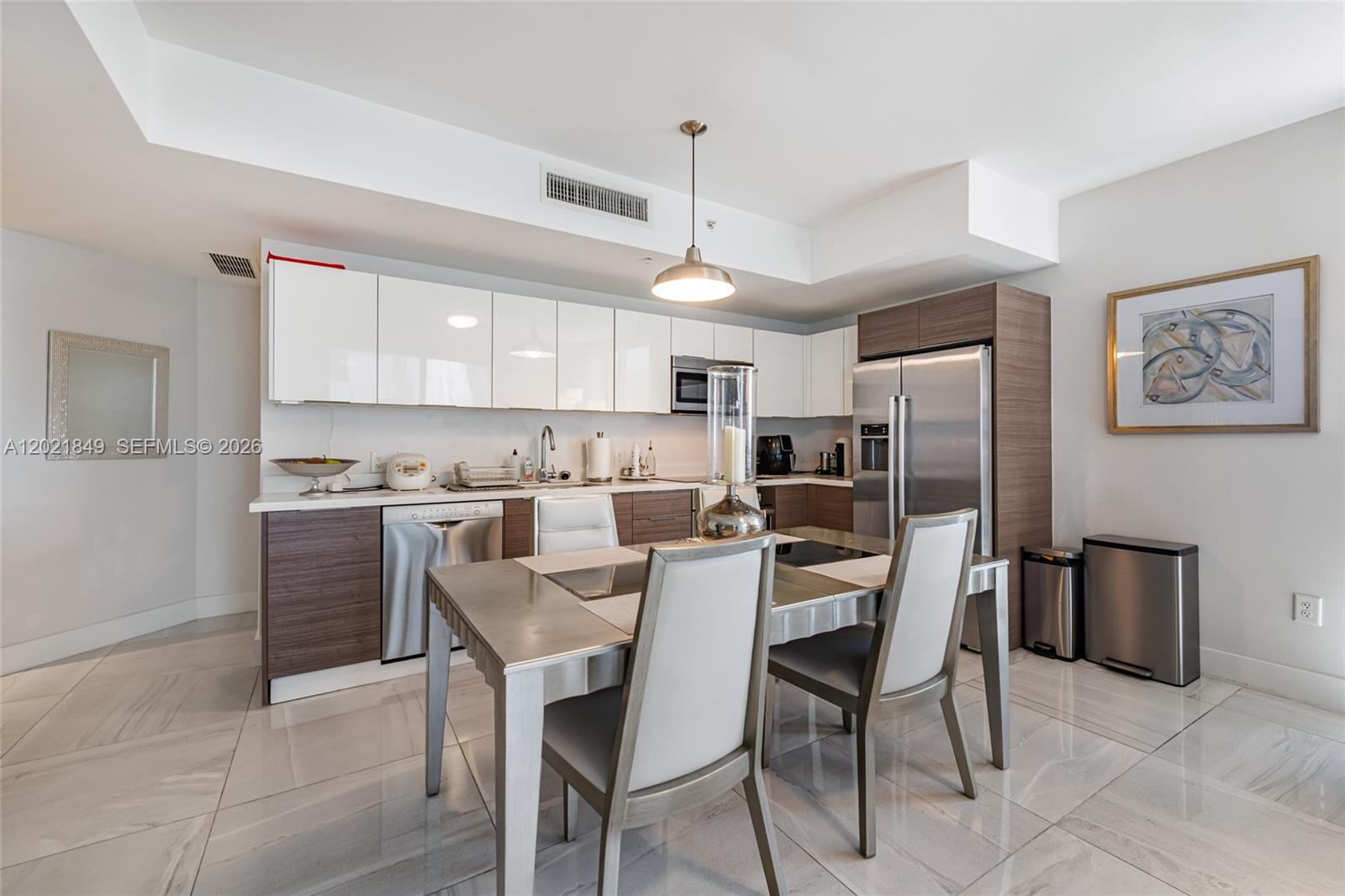 1010 SW 2nd Ave #1608, Miami FL 33130
