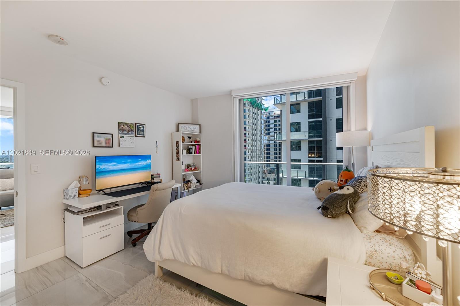 1010 SW 2nd Ave #1608, Miami FL 33130