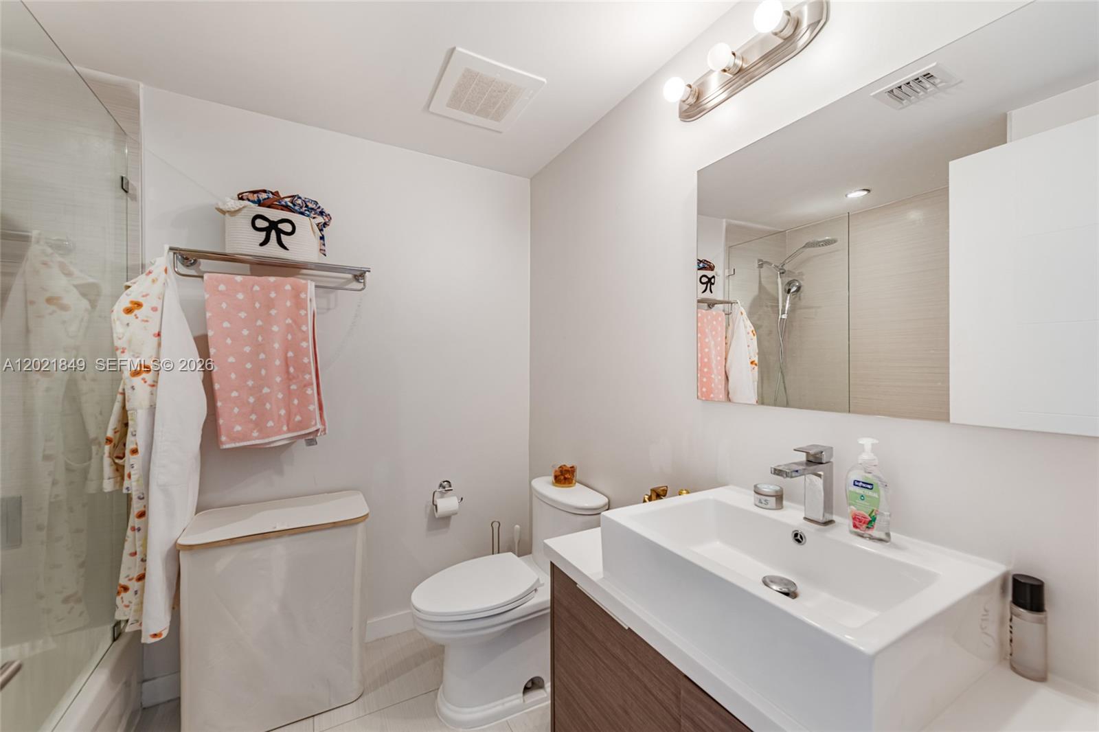 1010 SW 2nd Ave #1608, Miami FL 33130