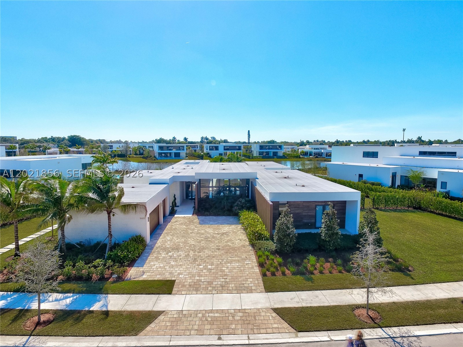 16600 Sunset Way, Weston FL 33326