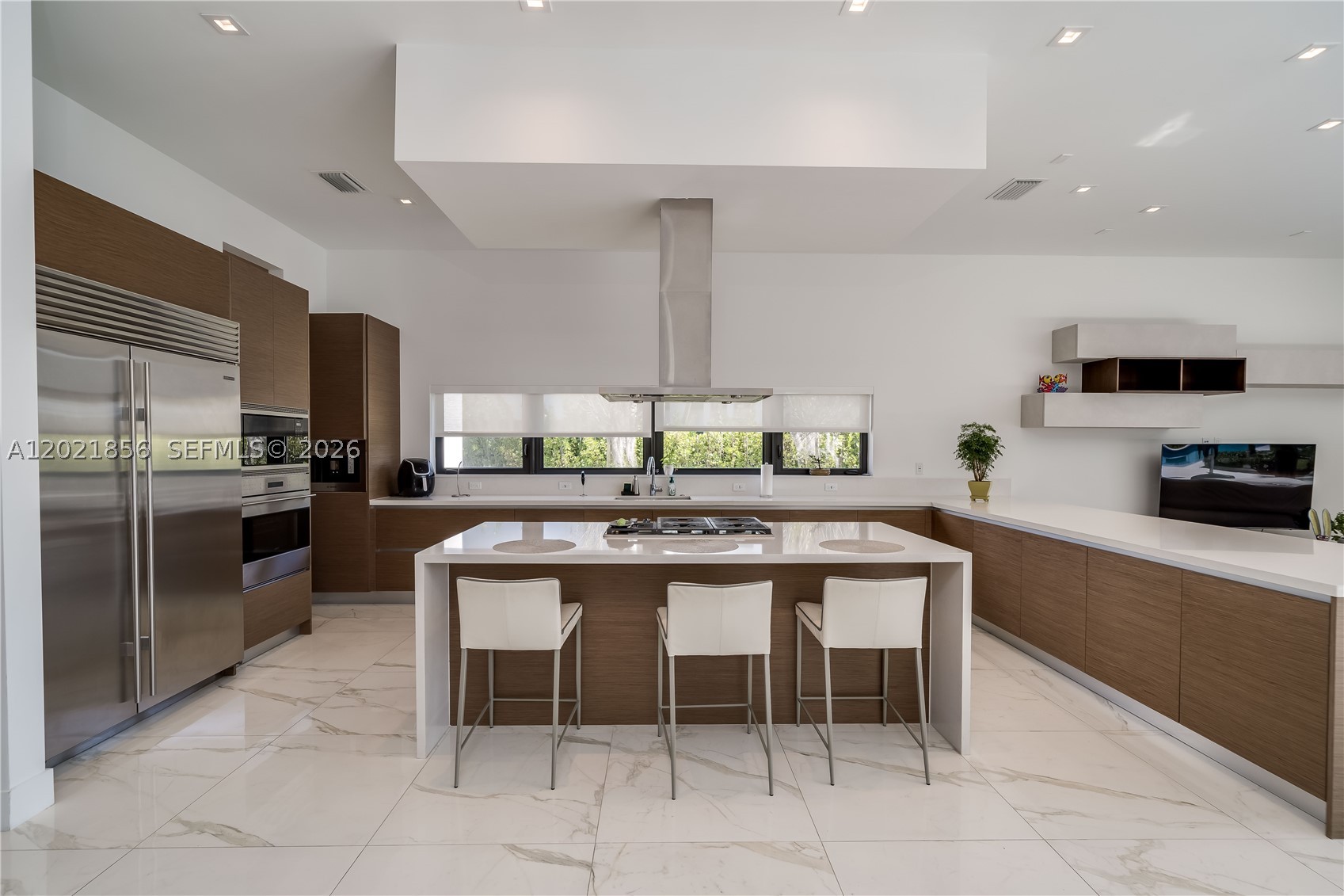 16600 Sunset Way, Weston FL 33326