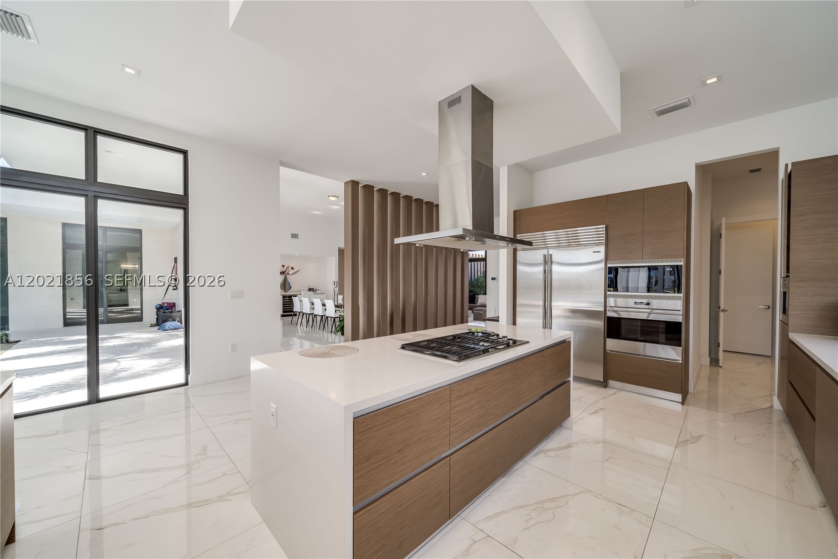 16600 Sunset Way, Weston FL 33326