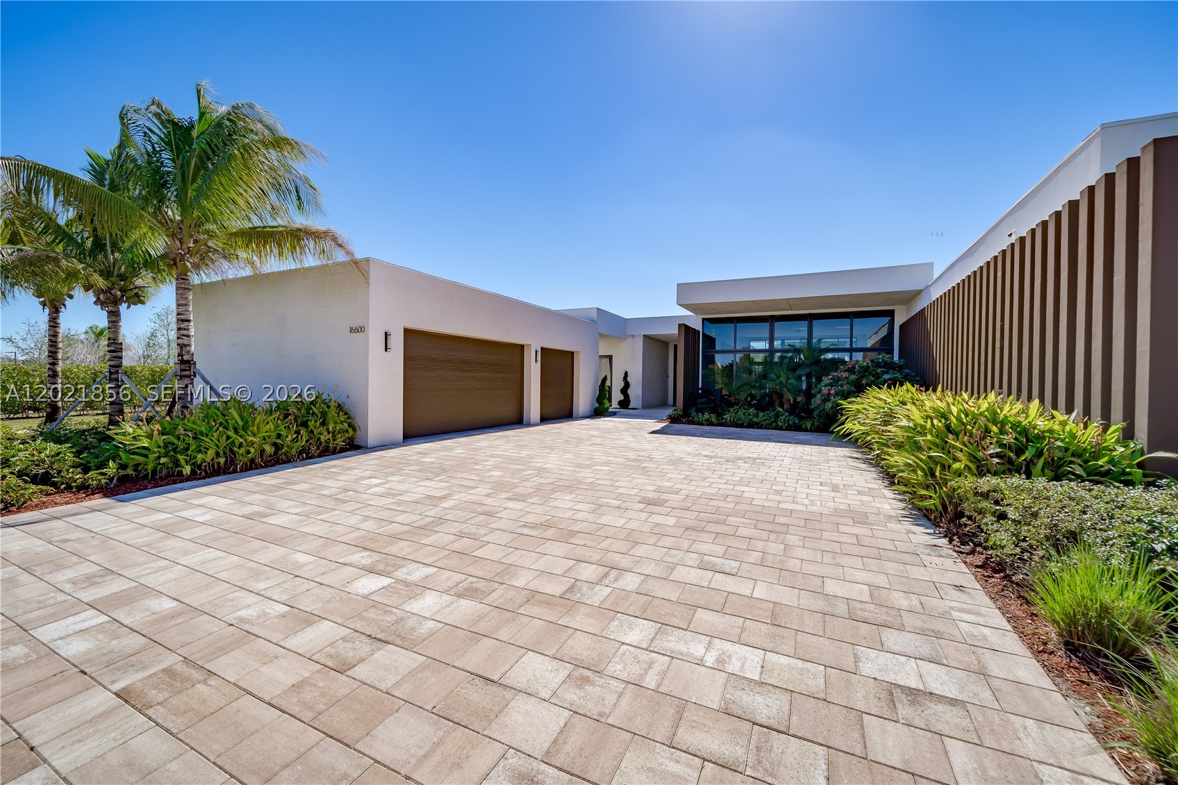 16600 Sunset Way, Weston FL 33326