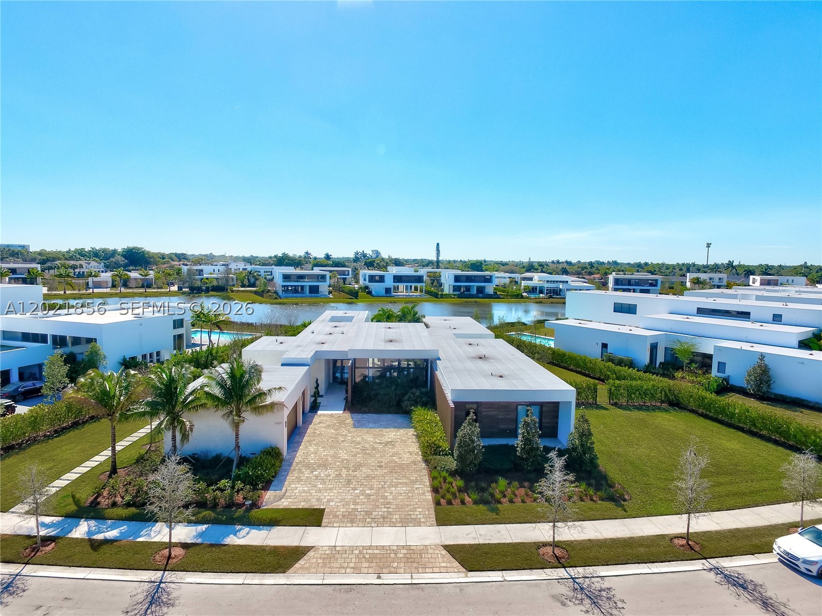 16600 Sunset Way, Weston FL 33326