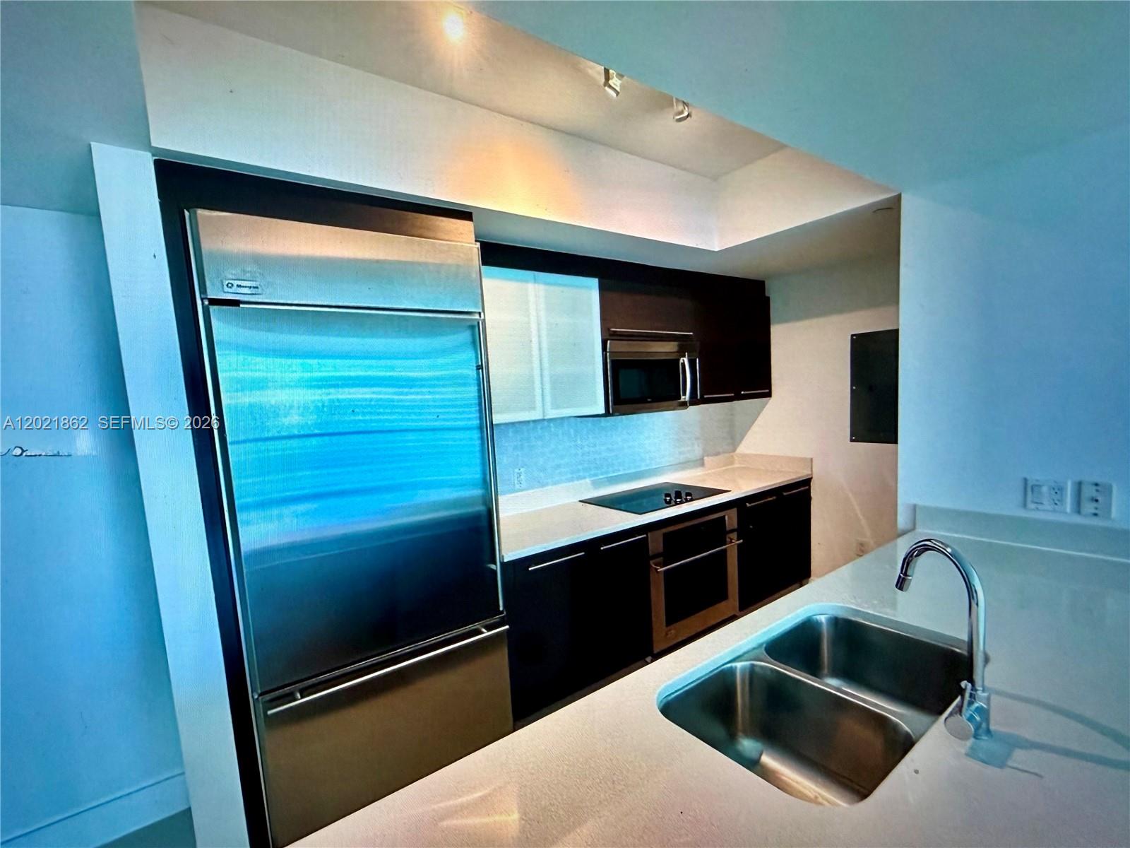 500 Brickell Ave #1600, Miami FL 33131