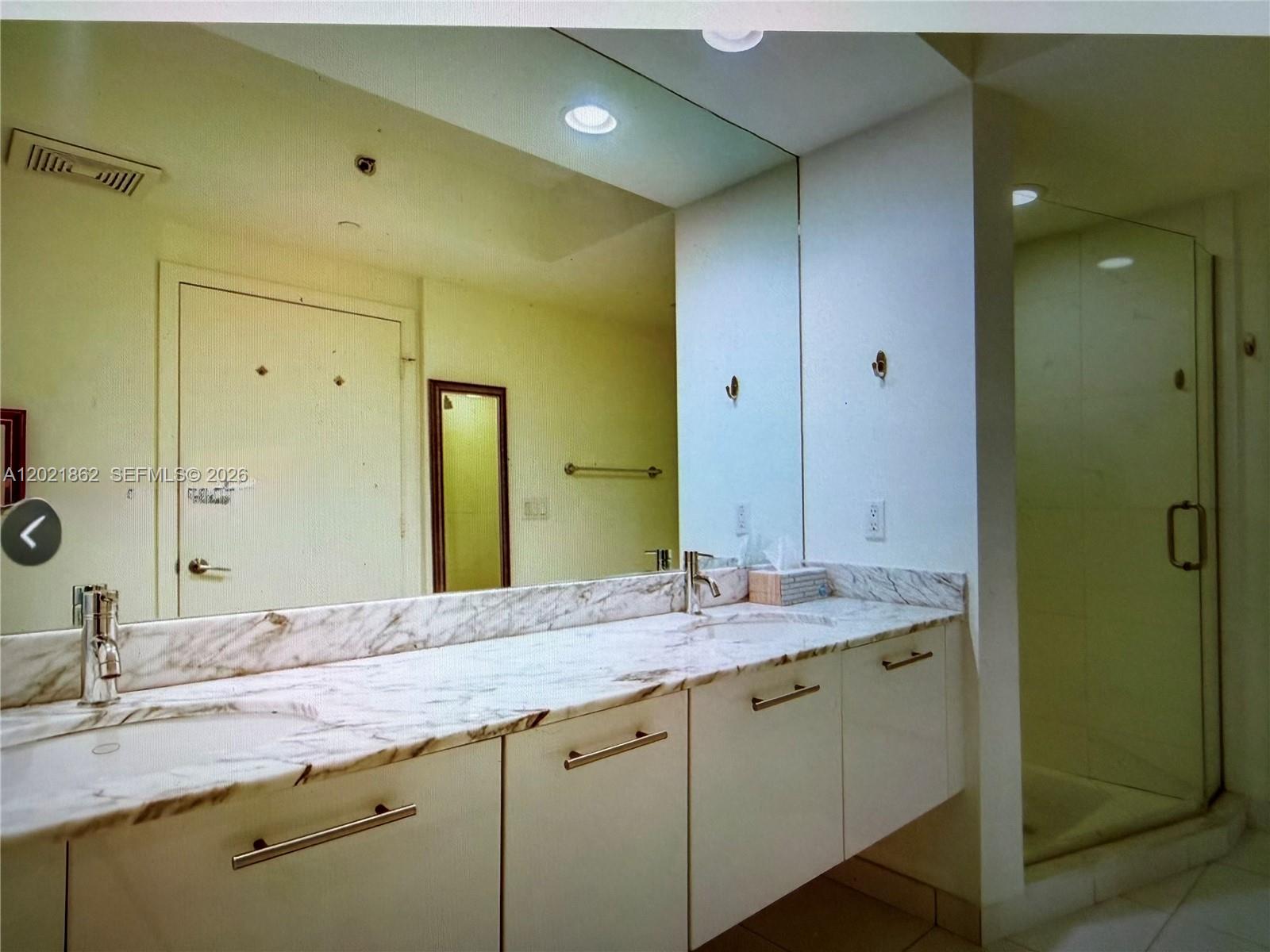 500 Brickell Ave #1600, Miami FL 33131