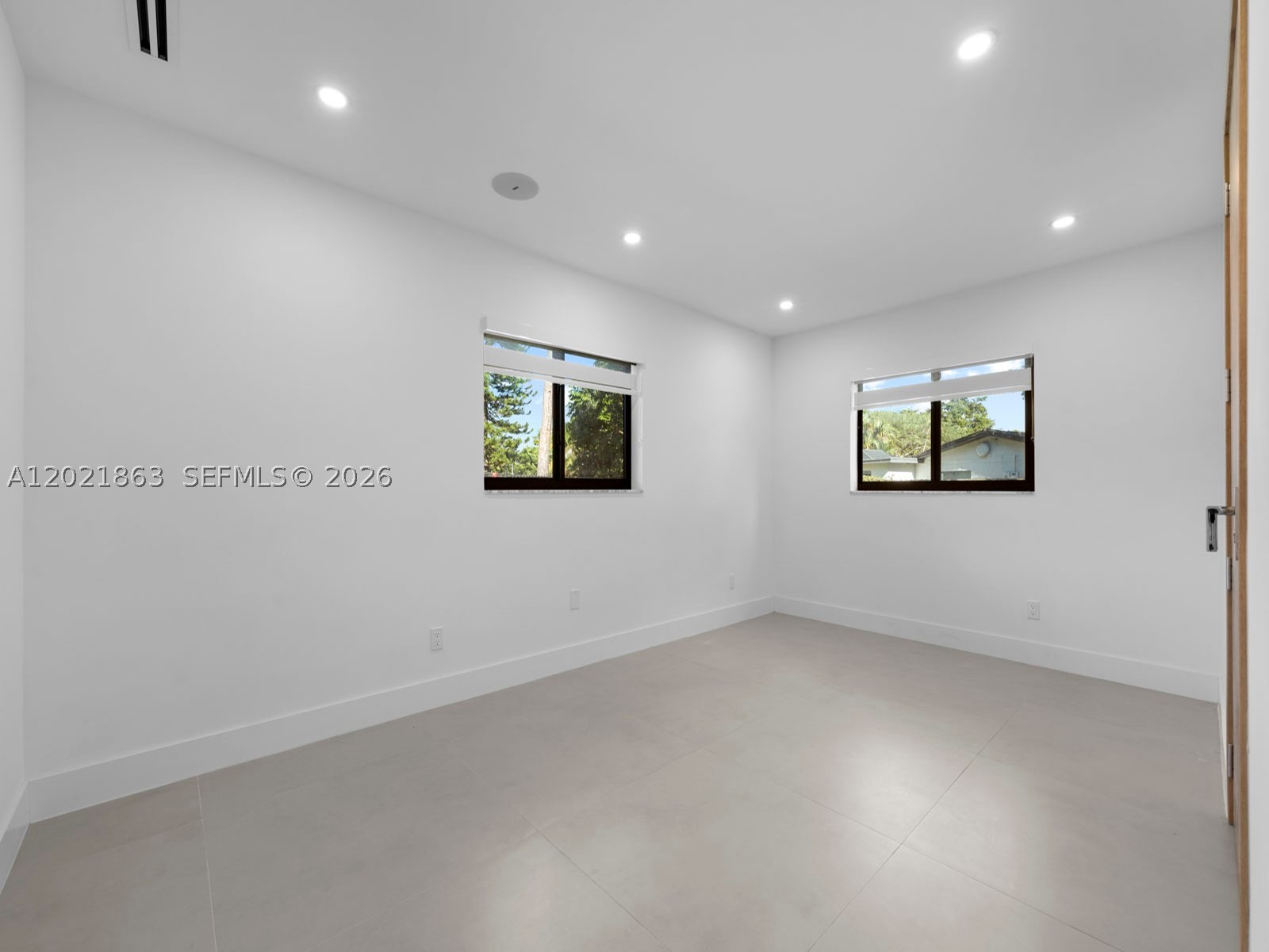 2537 NW 116th Ter, Coral Springs FL 33065