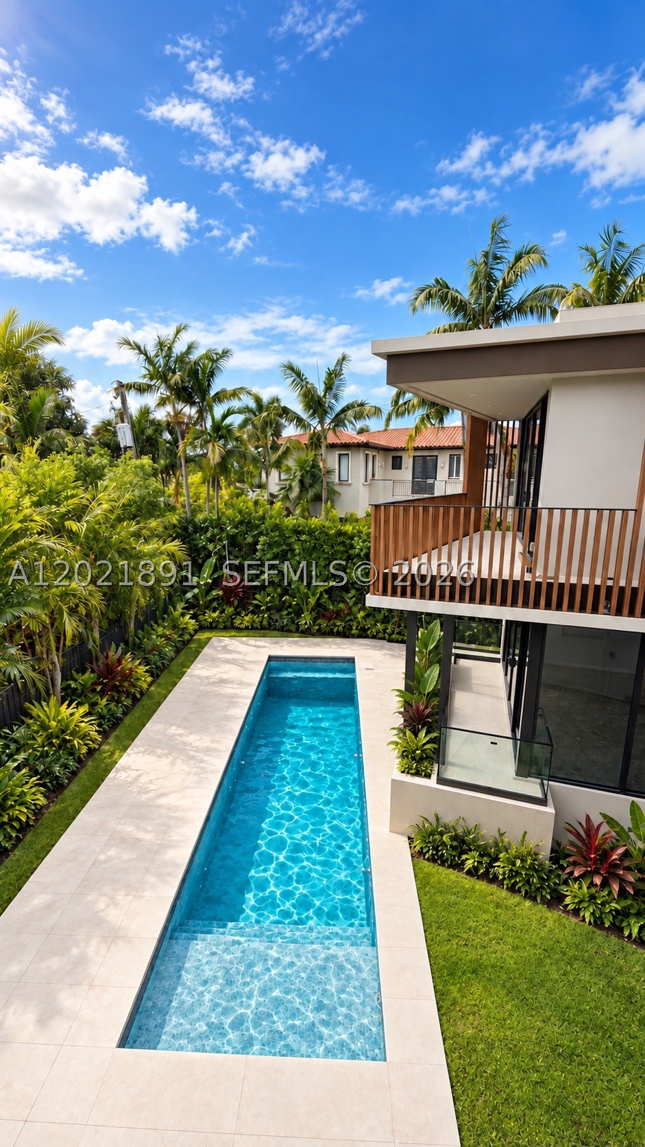 238 Buttonwood Dr, Key Biscayne FL 33149