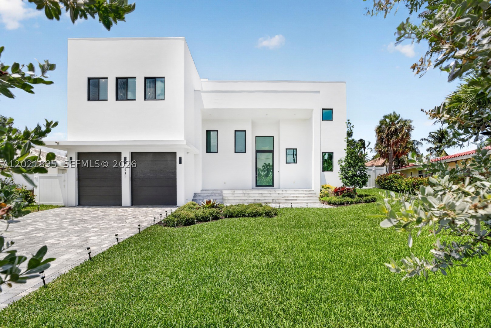 2751 NE 22nd Ct, Pompano Beach FL 33062