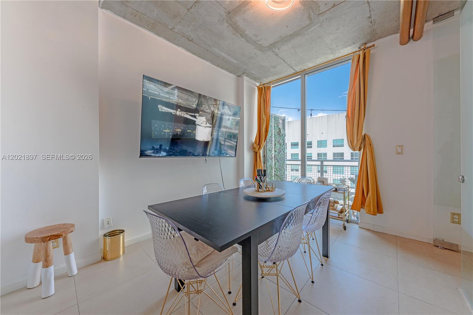 690 SW 1st Ct #2922, Miami FL 33130