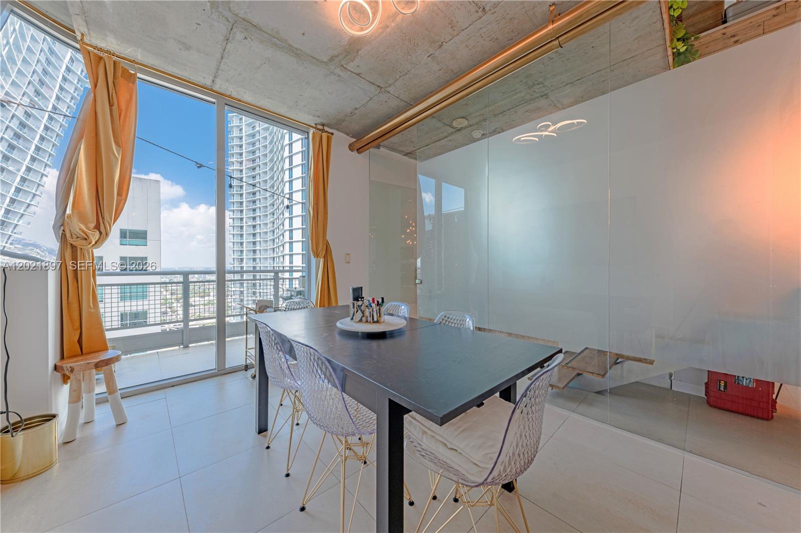 690 SW 1st Ct #2922, Miami FL 33130