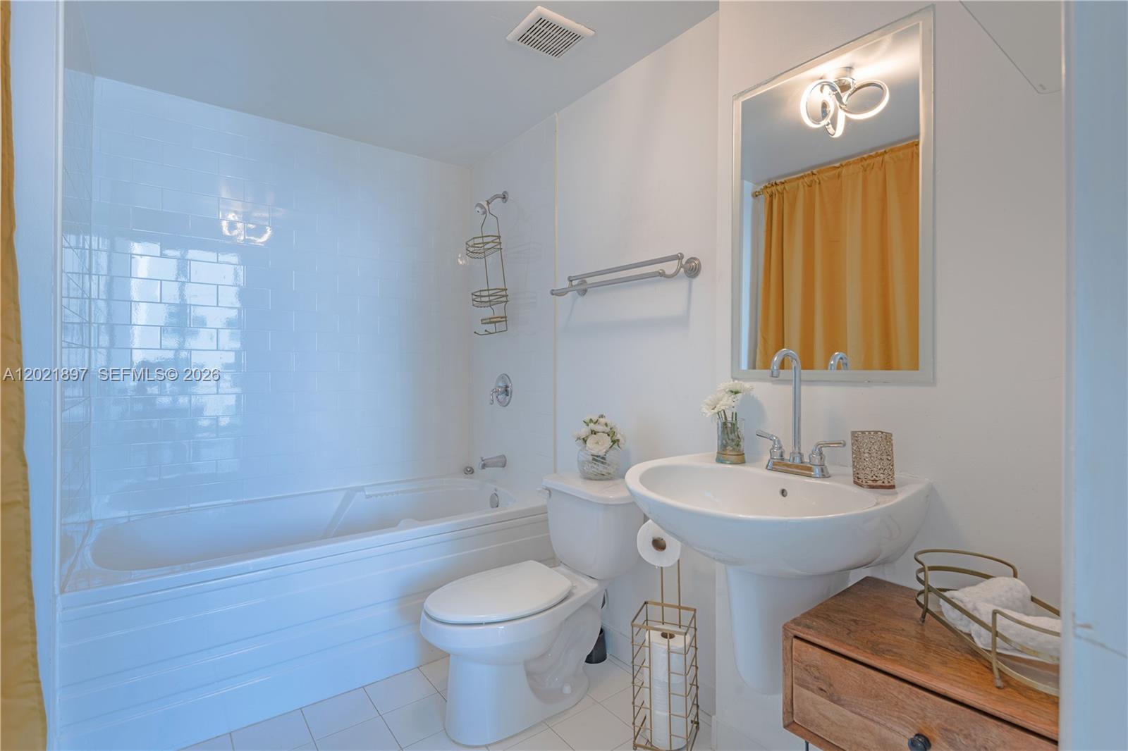 690 SW 1st Ct #2922, Miami FL 33130