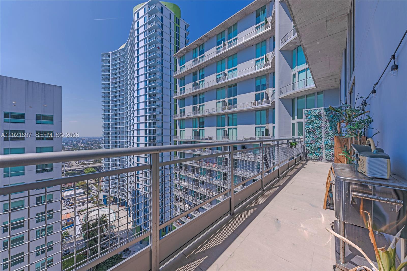 690 SW 1st Ct #2922, Miami FL 33130