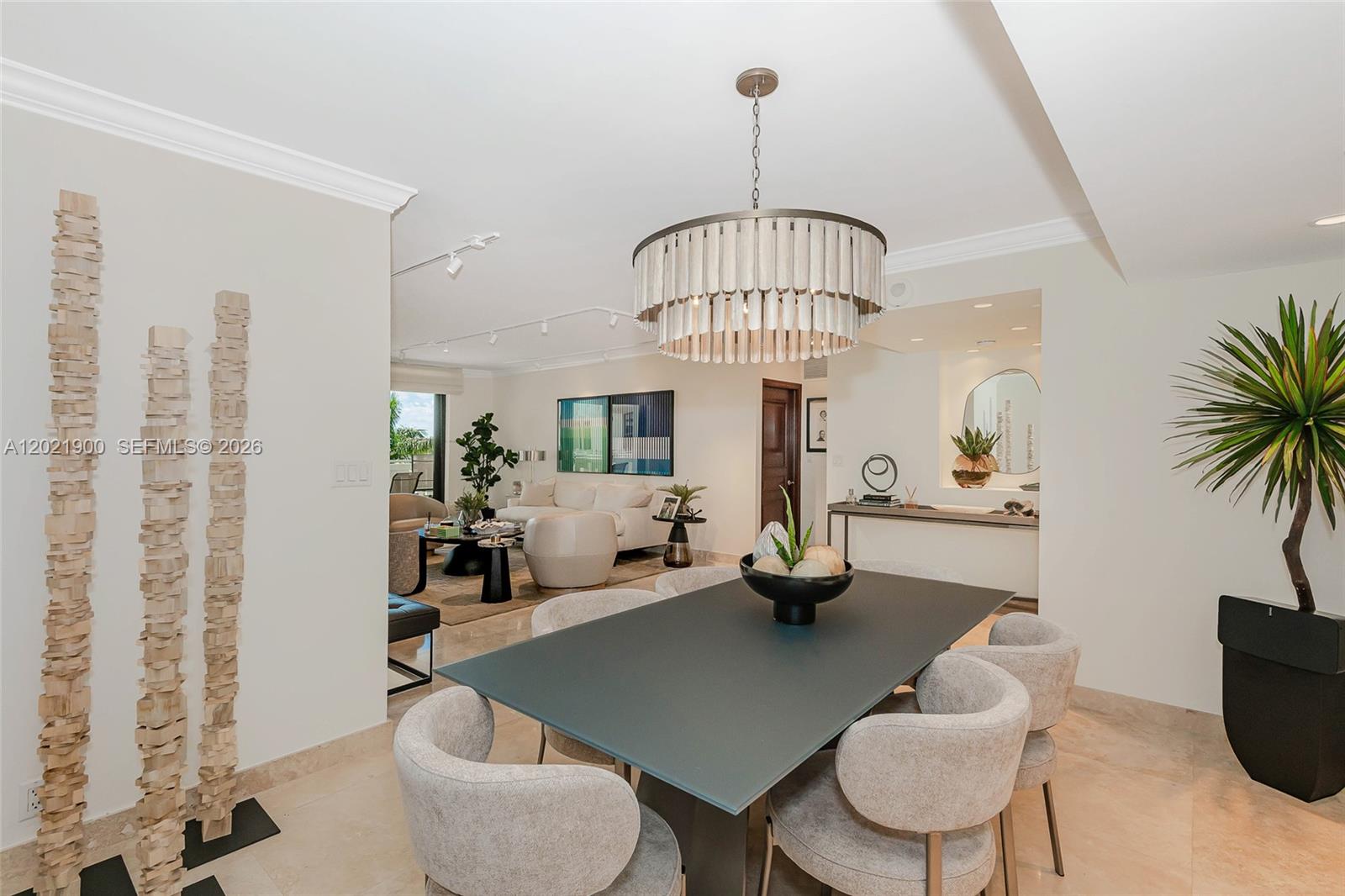 1121 Crandon Blvd #E405, Key Biscayne FL 33149