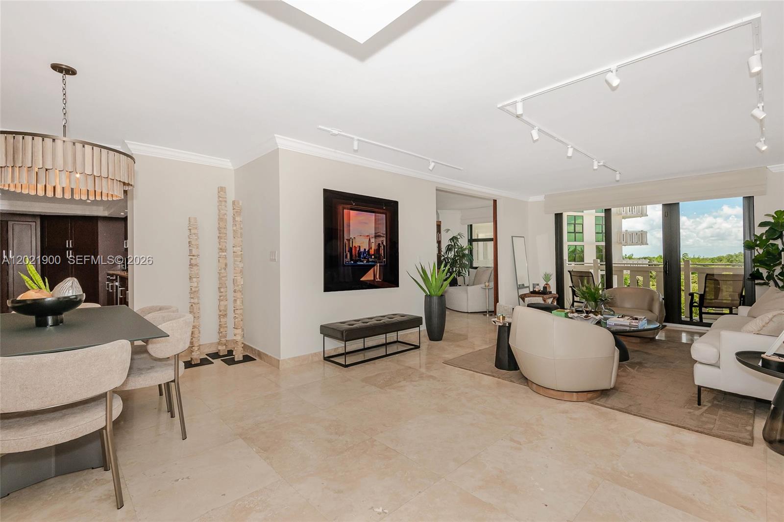 1121 Crandon Blvd #E405, Key Biscayne FL 33149