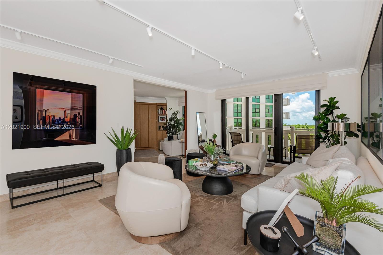 1121 Crandon Blvd #E405, Key Biscayne FL 33149