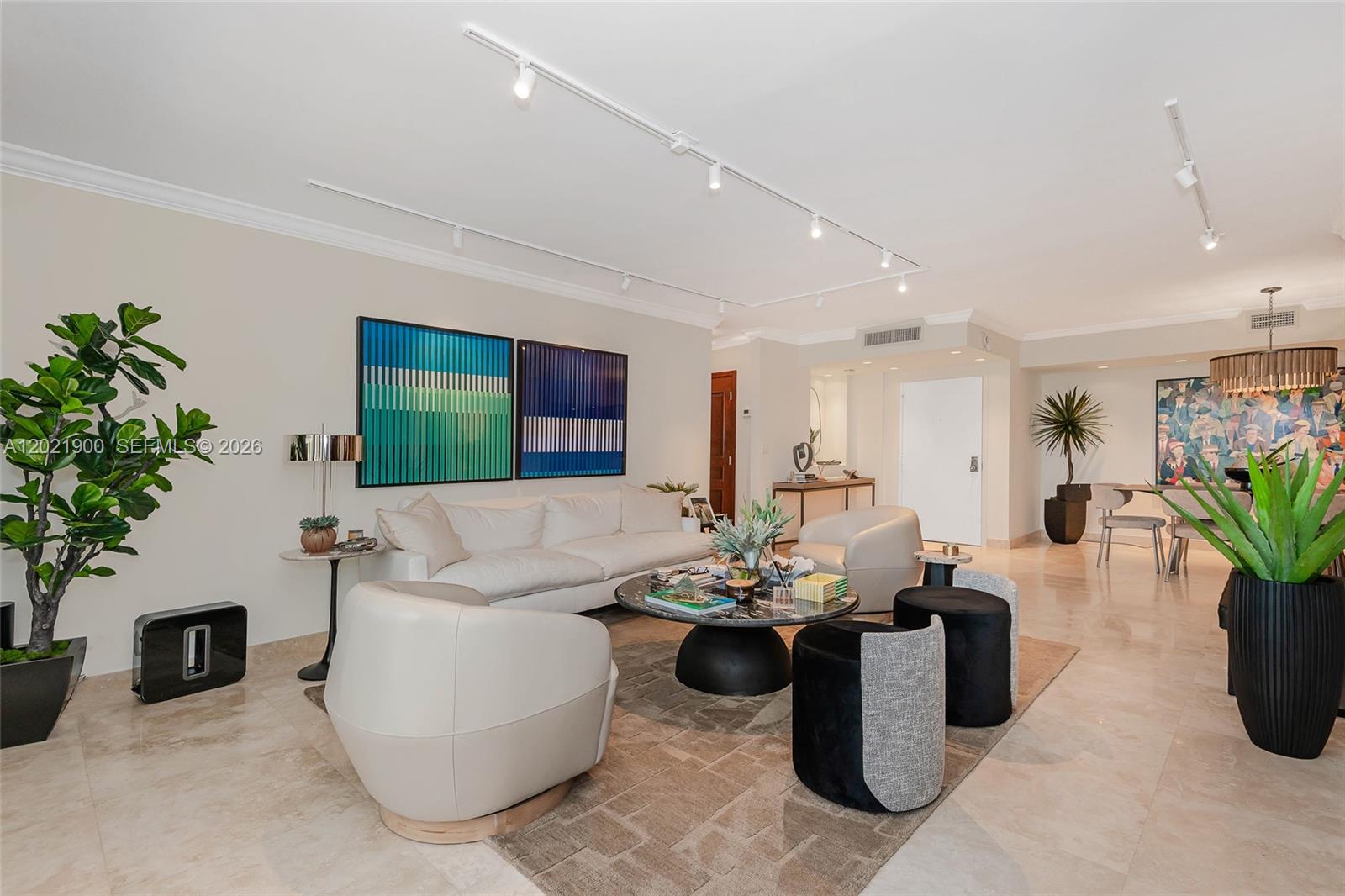 1121 Crandon Blvd #E405, Key Biscayne FL 33149
