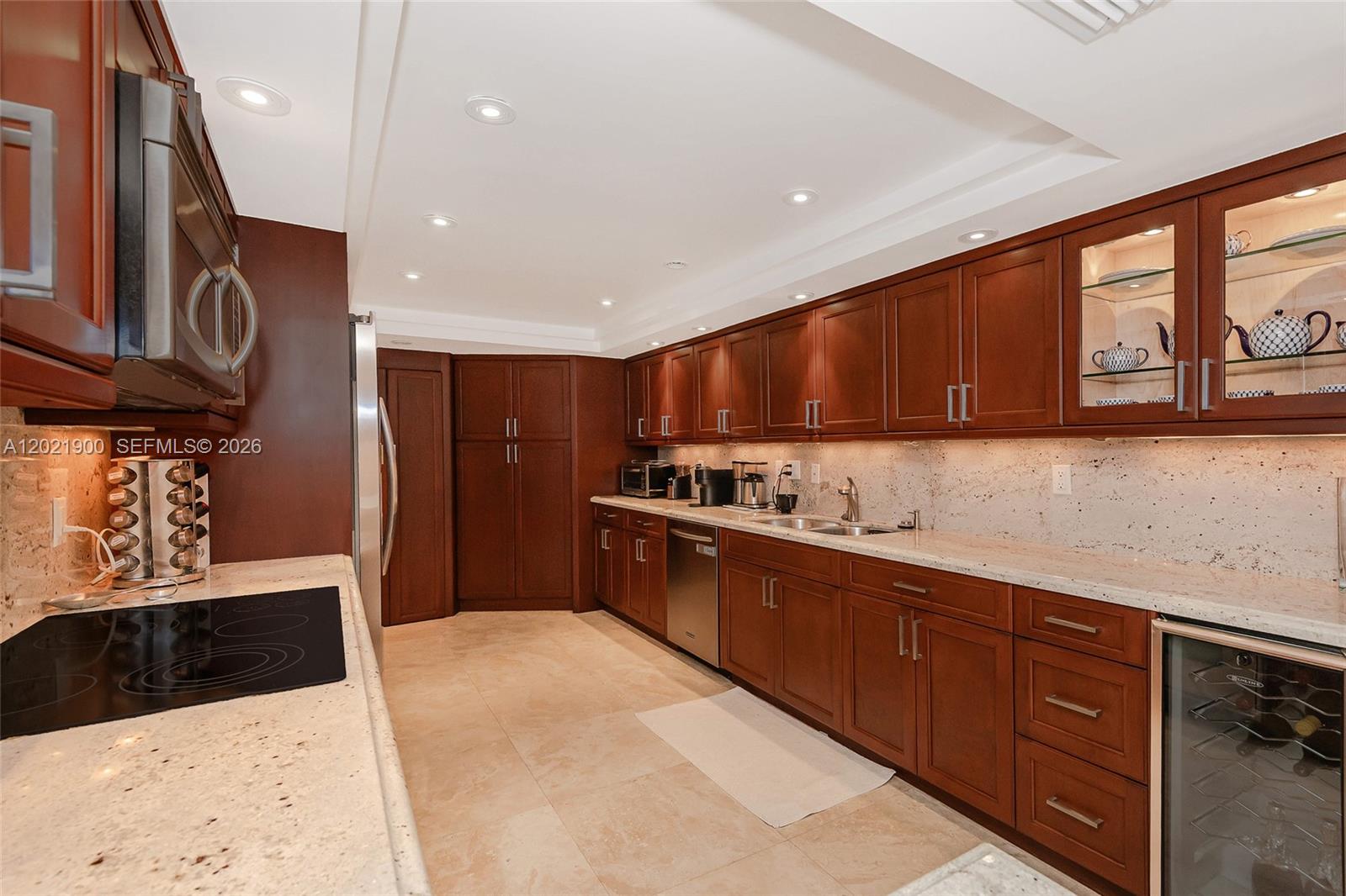 1121 Crandon Blvd #E405, Key Biscayne FL 33149