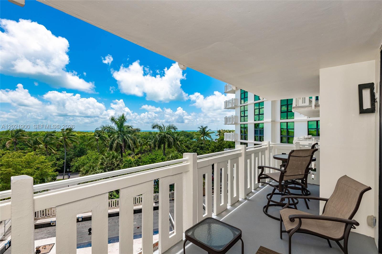 1121 Crandon Blvd #E405, Key Biscayne FL 33149